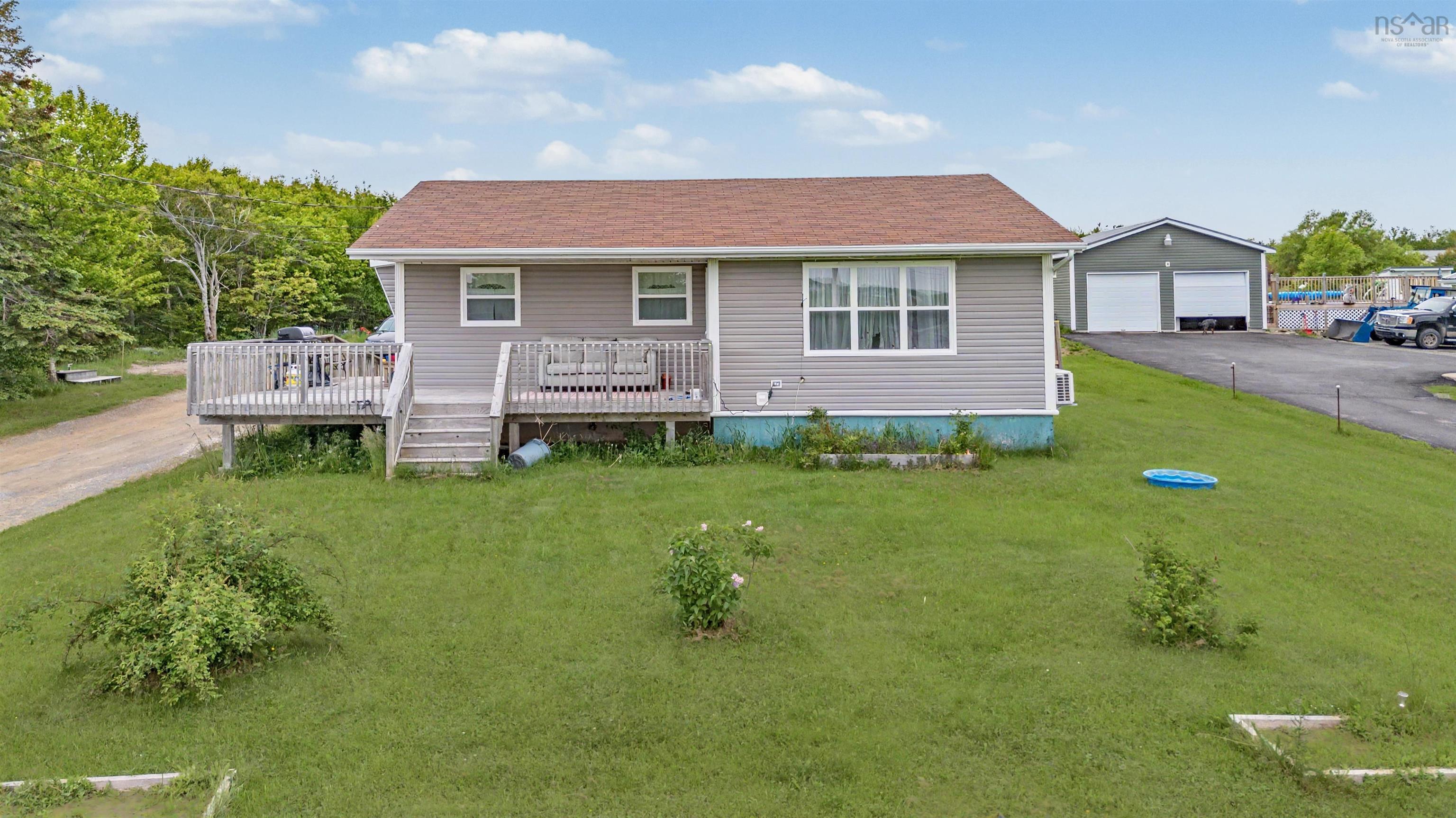 $380,000.00: 308 Neville Street, Dominion