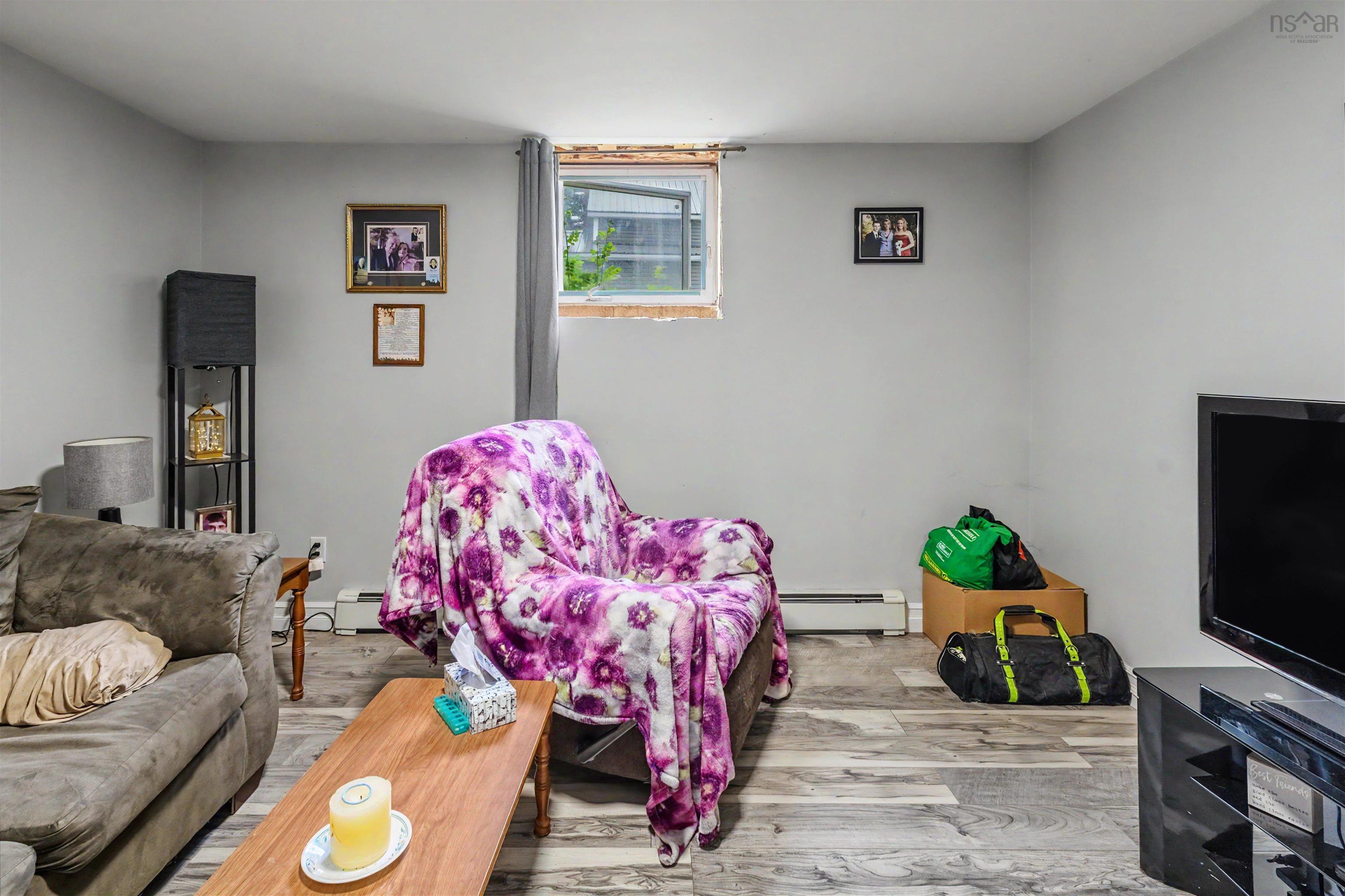 $380,000.00: 308 Neville Street, Dominion