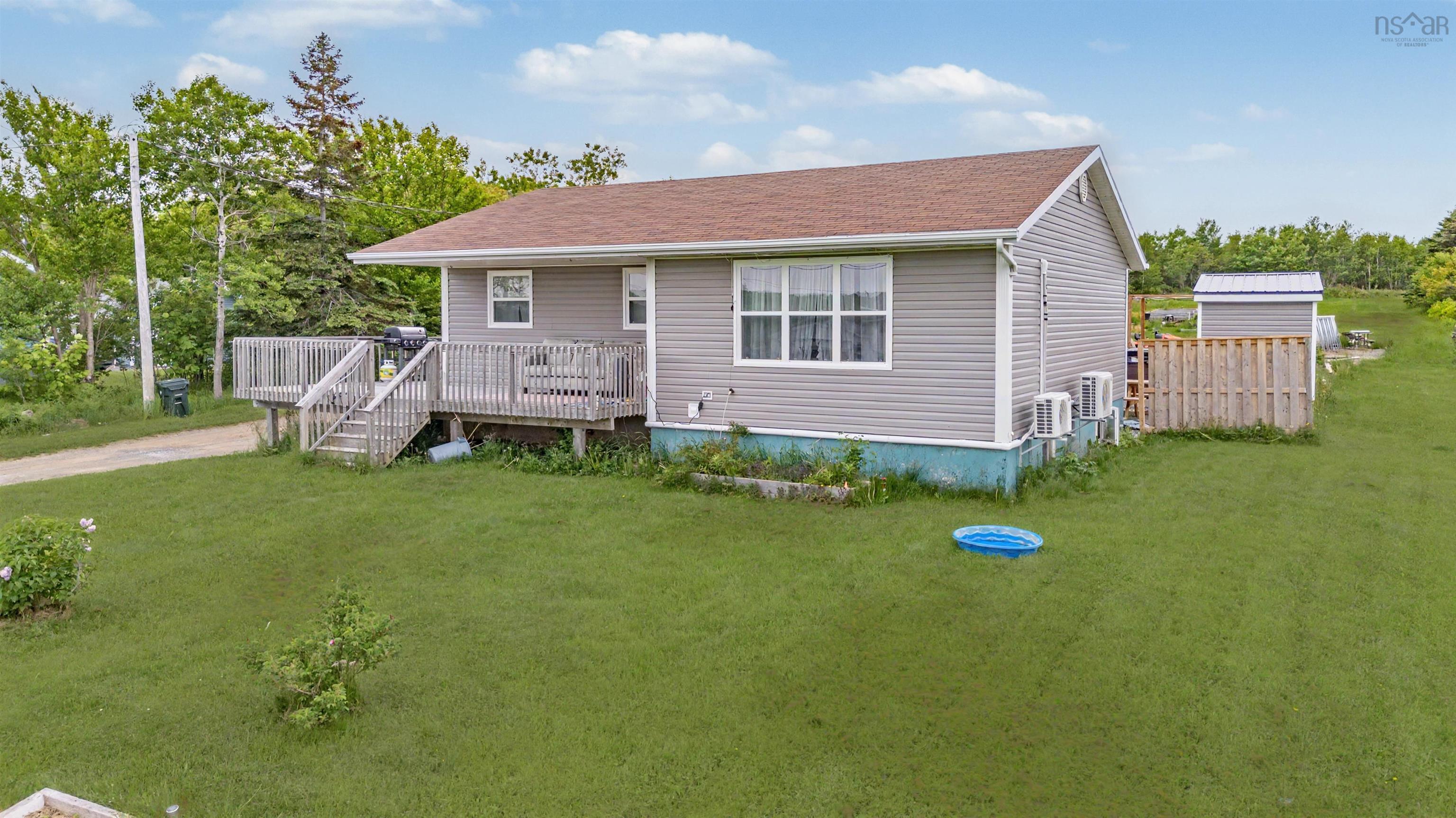 $380,000.00: 308 Neville Street, Dominion