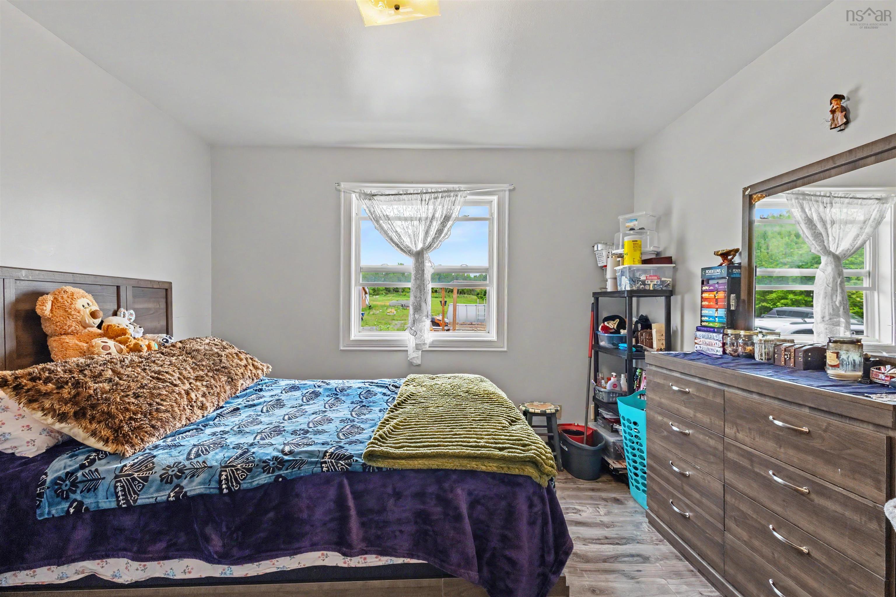 $380,000.00: 308 Neville Street, Dominion