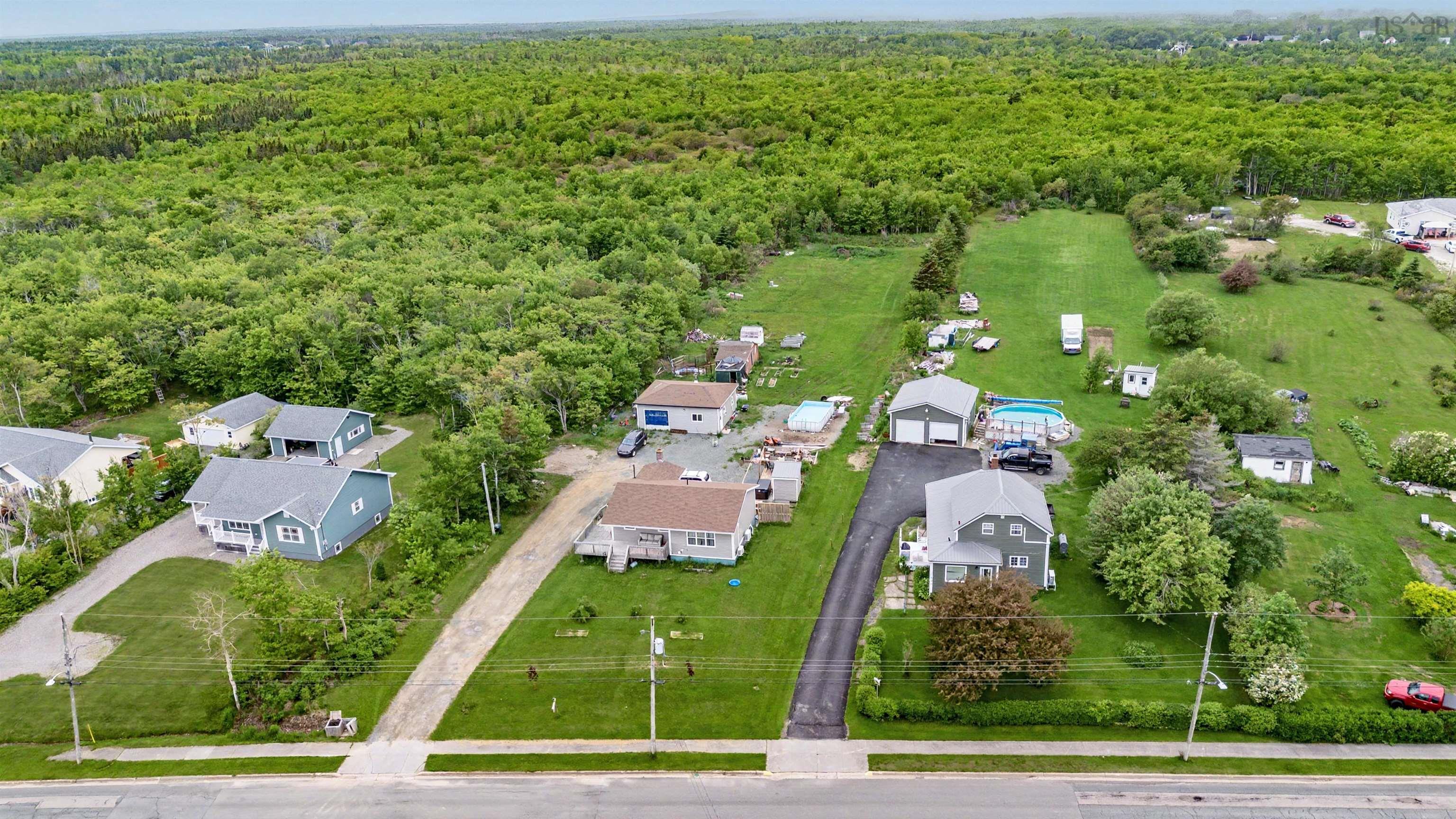 $380,000.00: 308 Neville Street, Dominion