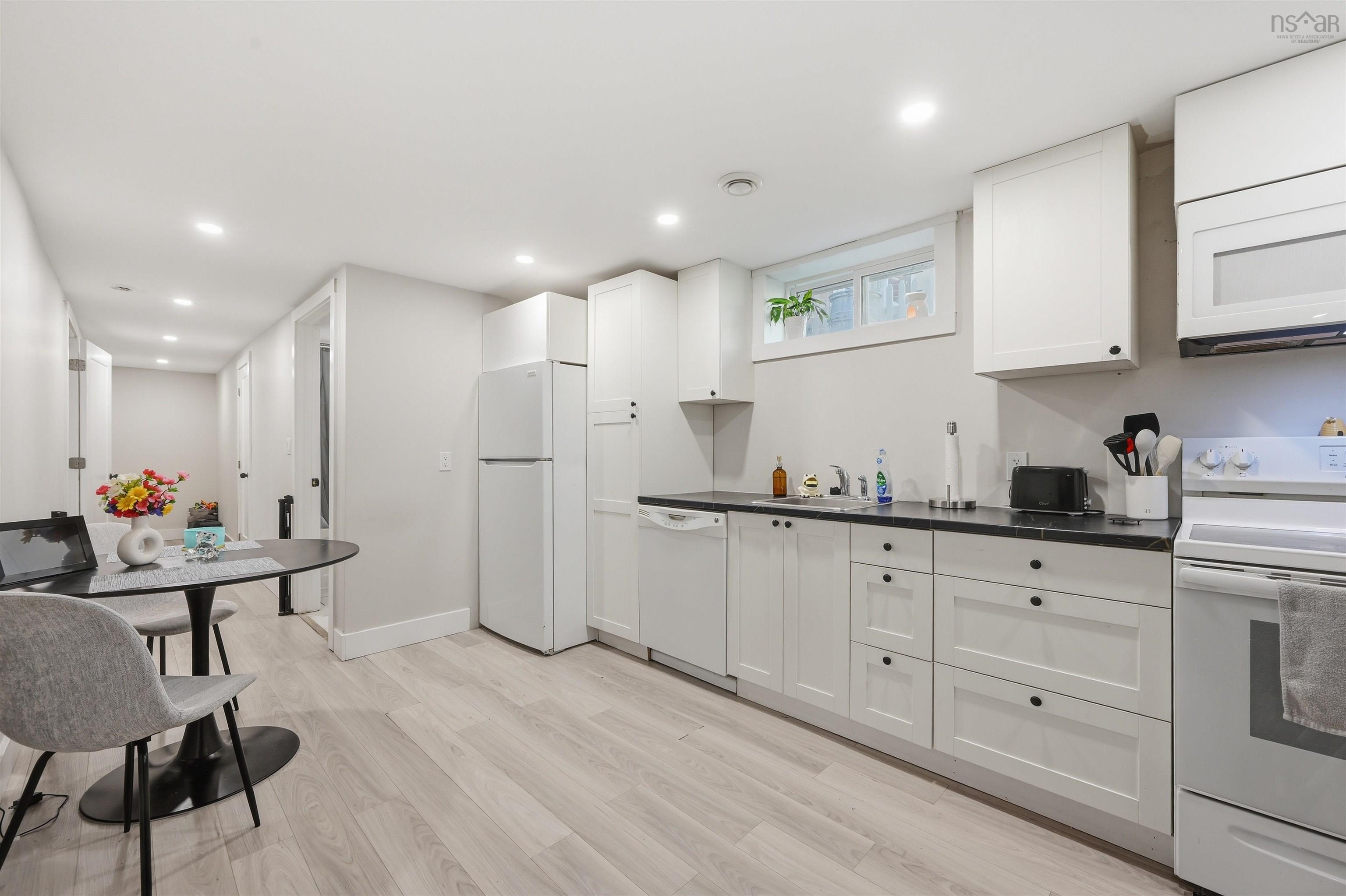 $649,900.00: 8B Gordon Street, Bedford