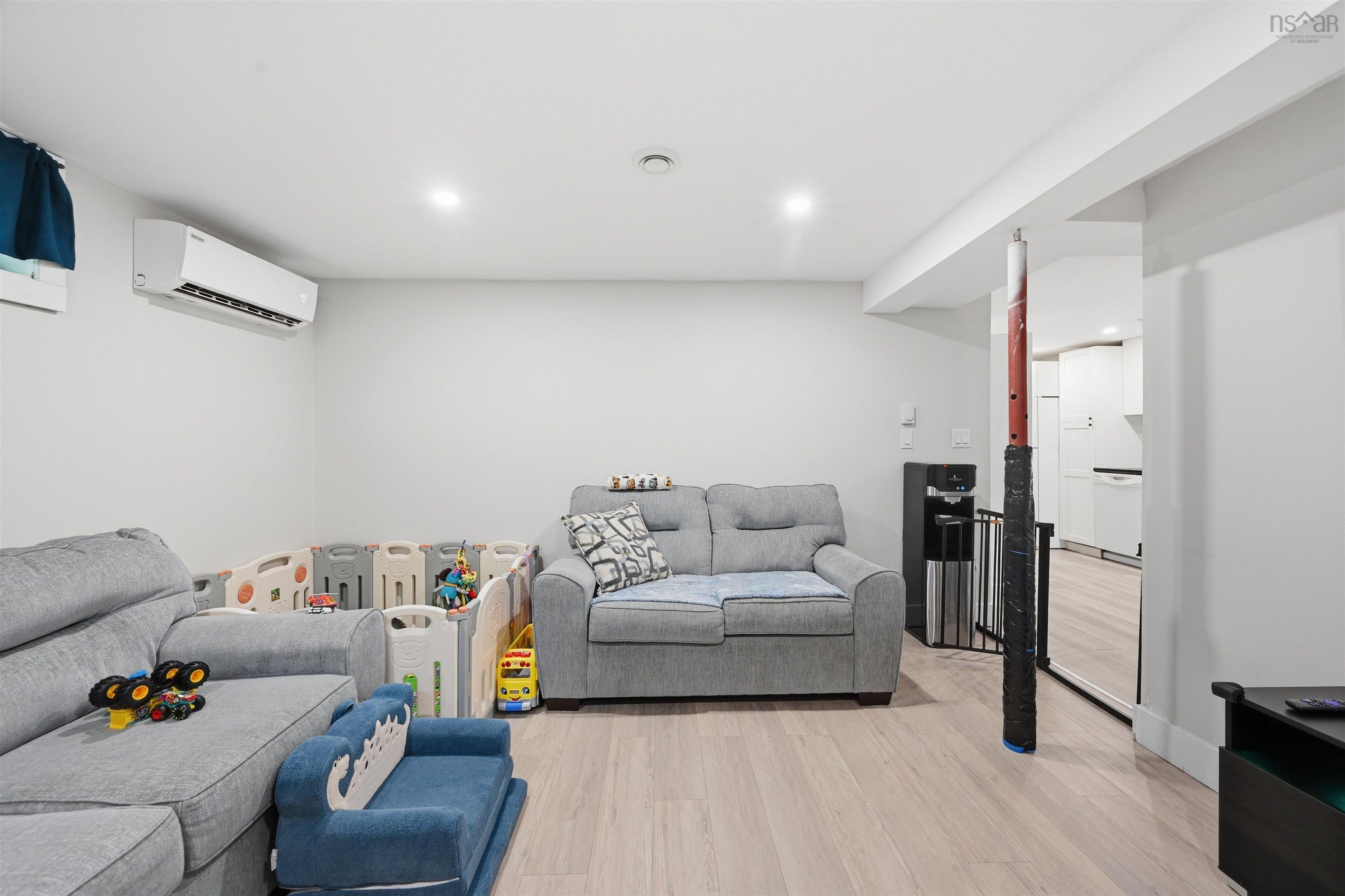 $649,900.00: 8B Gordon Street, Bedford