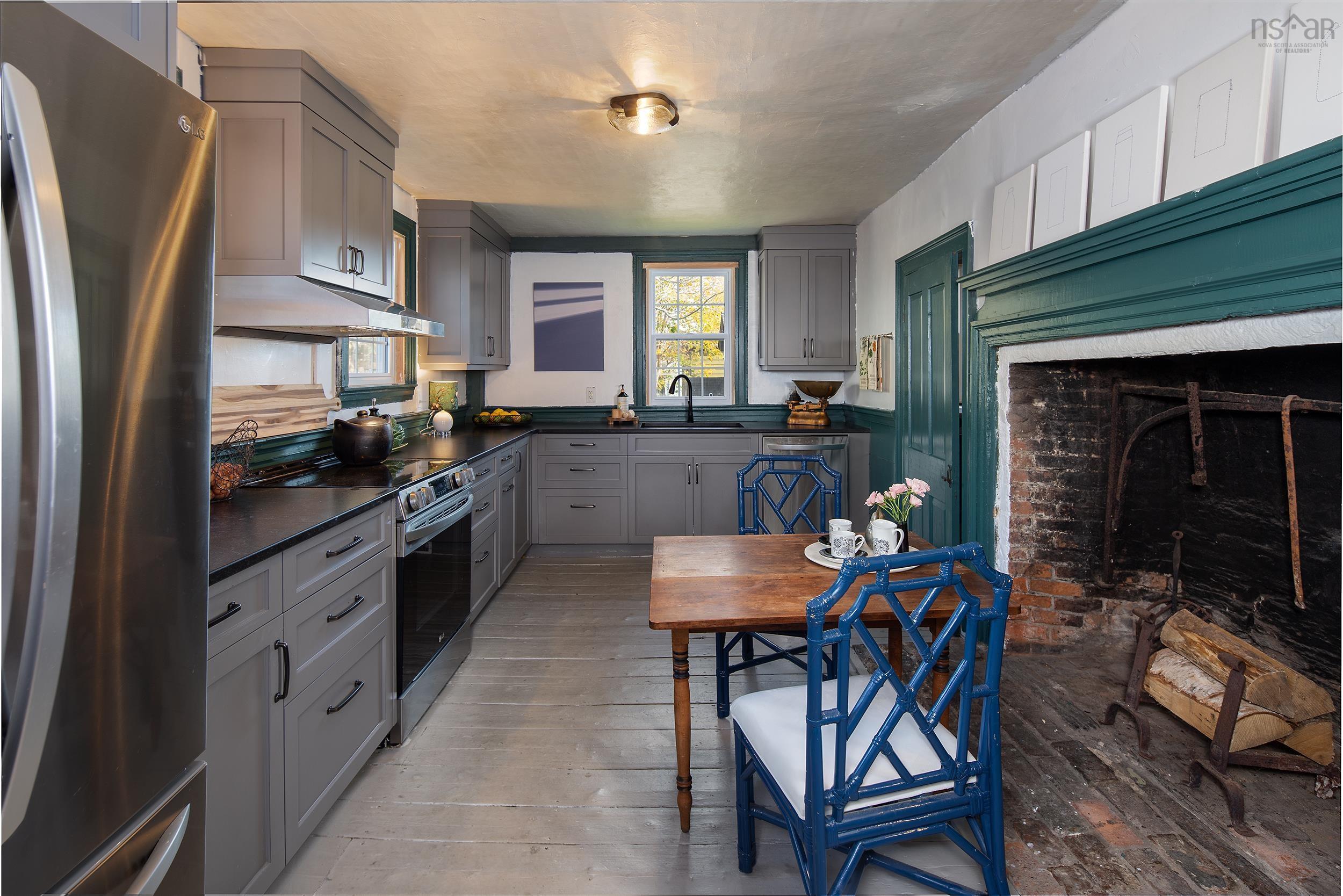 $650,000.00: 69 Fox Street, Lunenburg