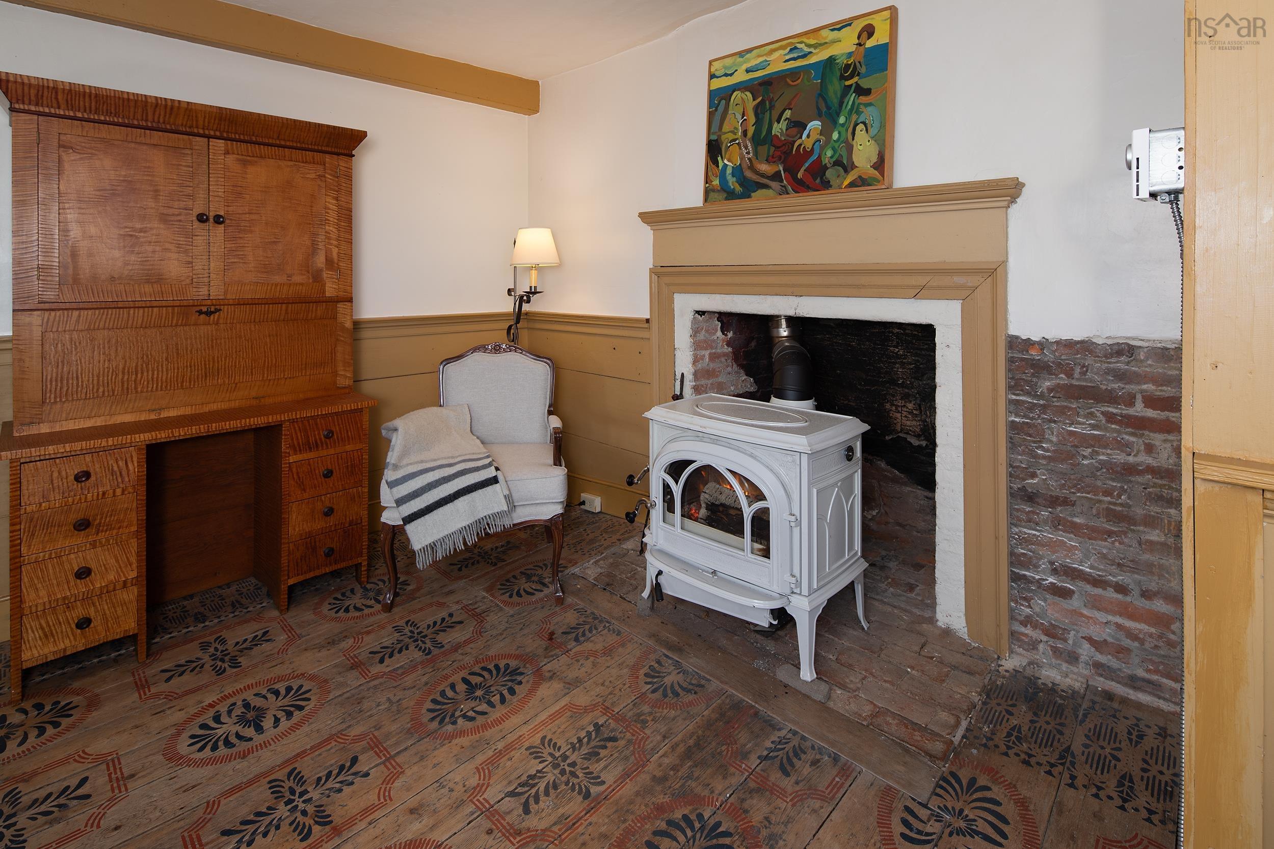 $650,000.00: 69 Fox Street, Lunenburg