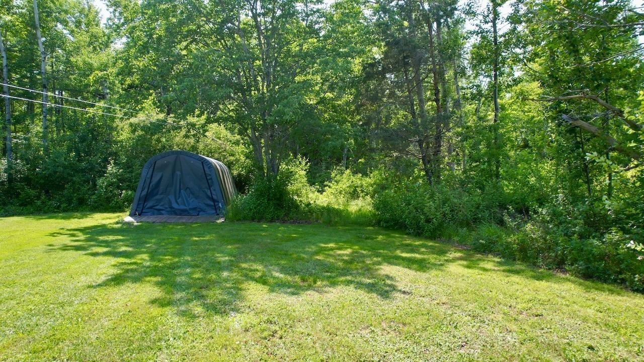 $399,000.00: 7682 6 Highway, Port Howe