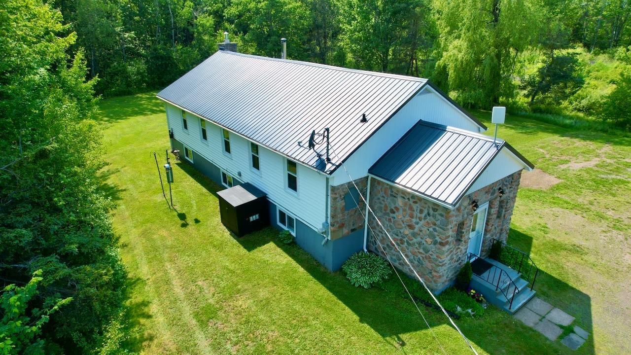 $399,000.00: 7682 6 Highway, Port Howe