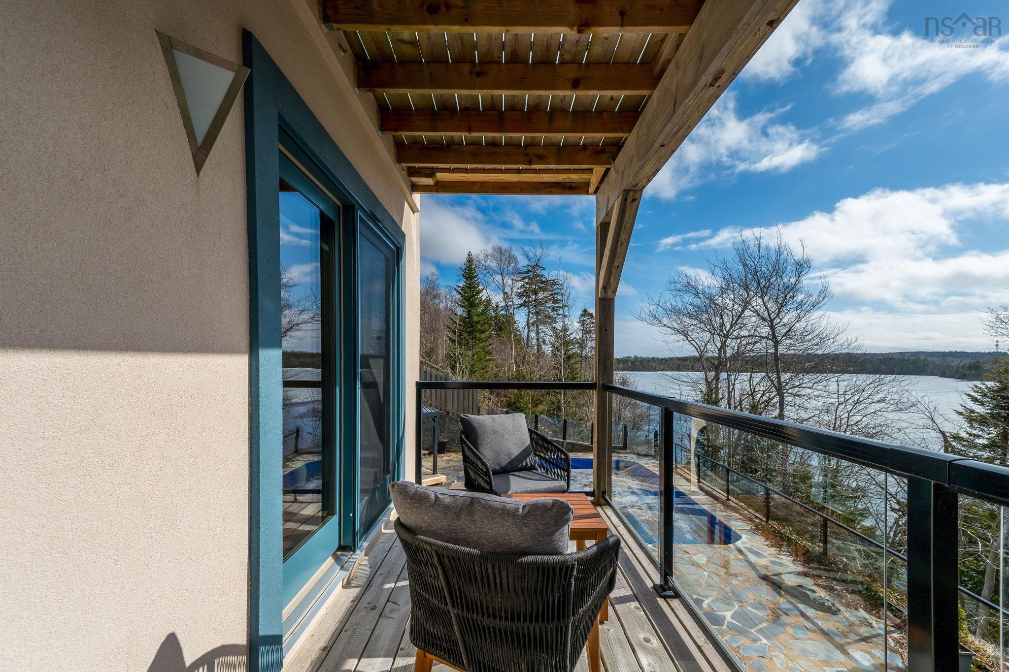 $1,250,000.00: 49 Fairway Grove, Dartmouth