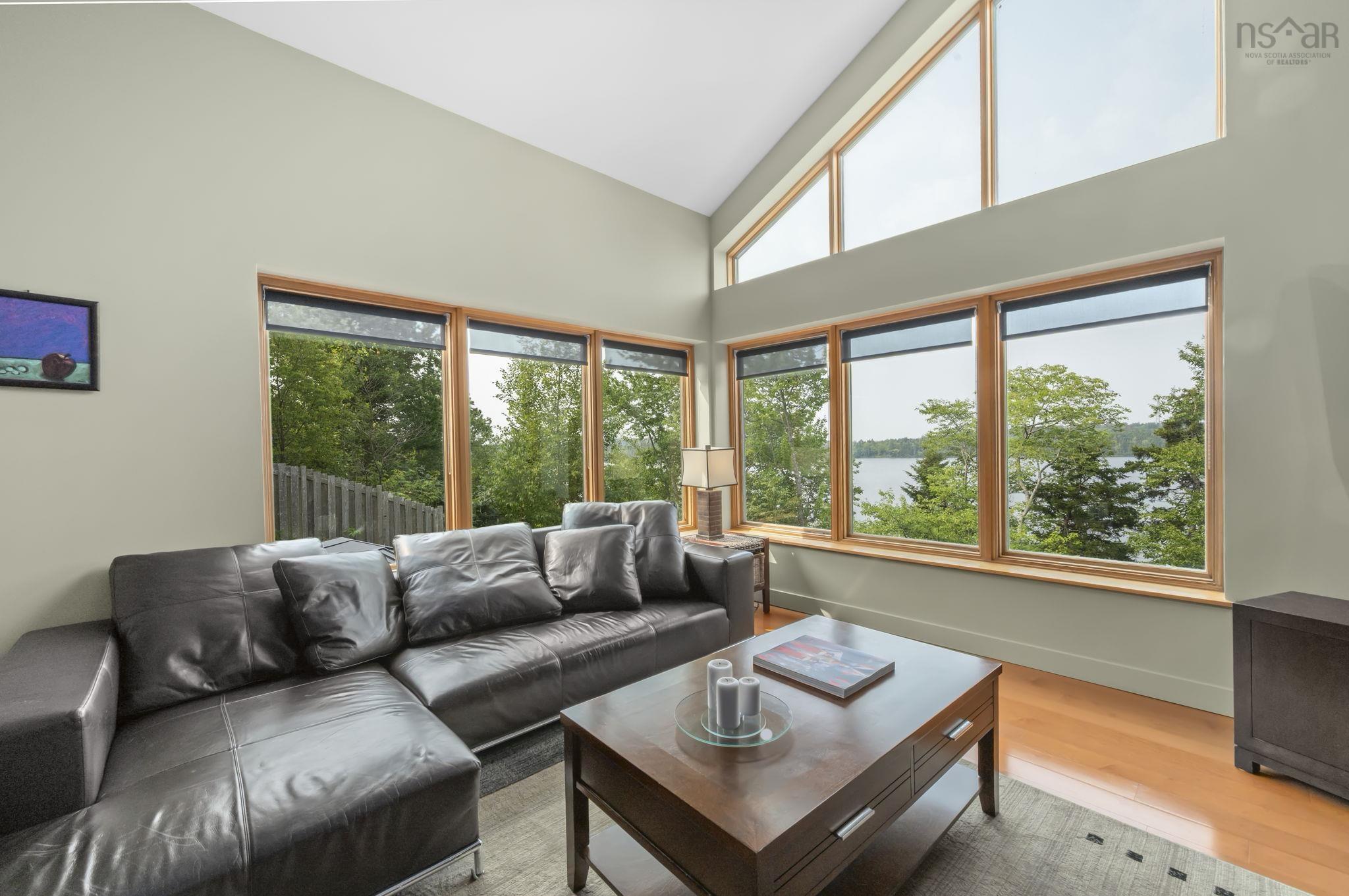 $1,250,000.00: 49 Fairway Grove, Dartmouth