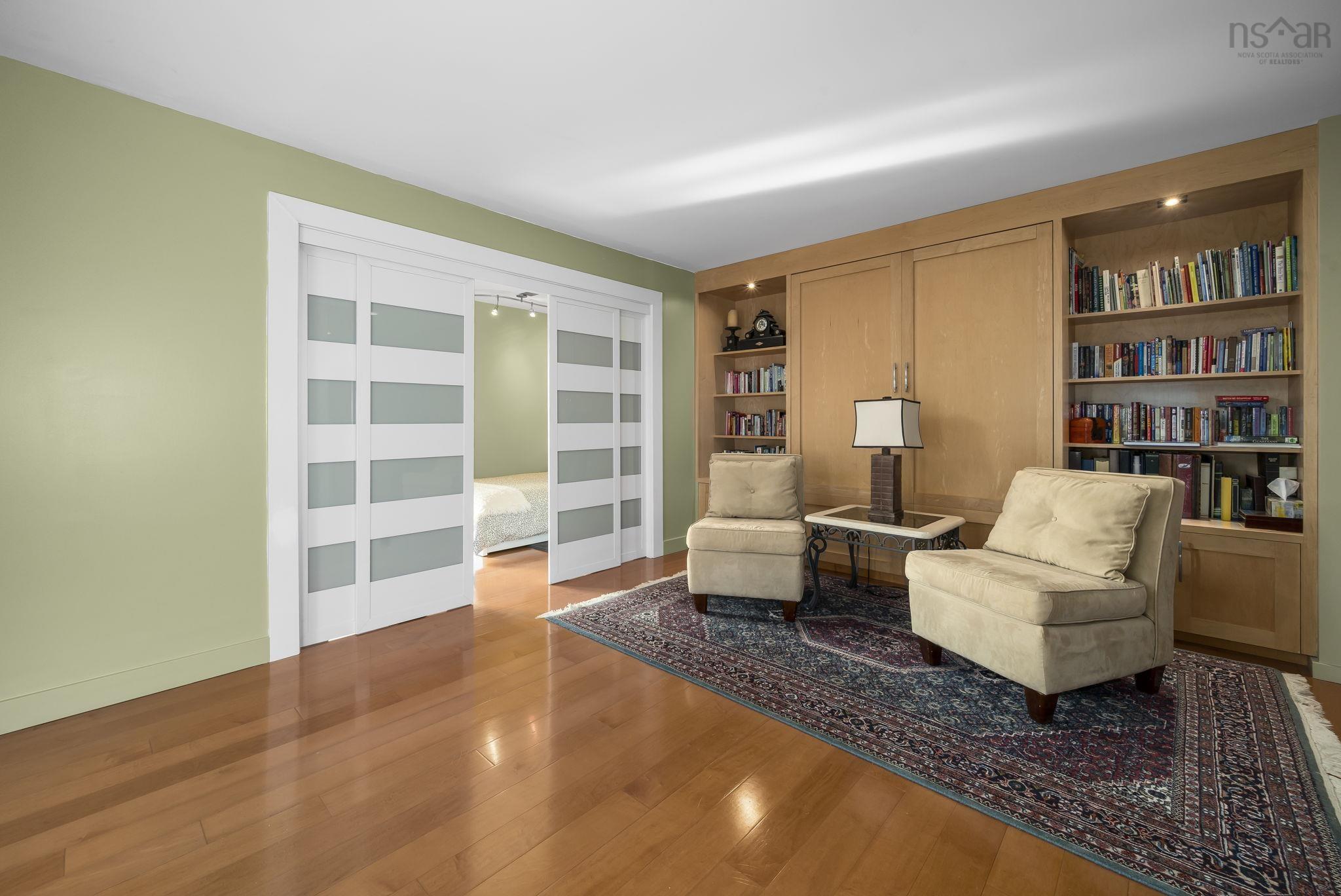 $1,250,000.00: 49 Fairway Grove, Dartmouth