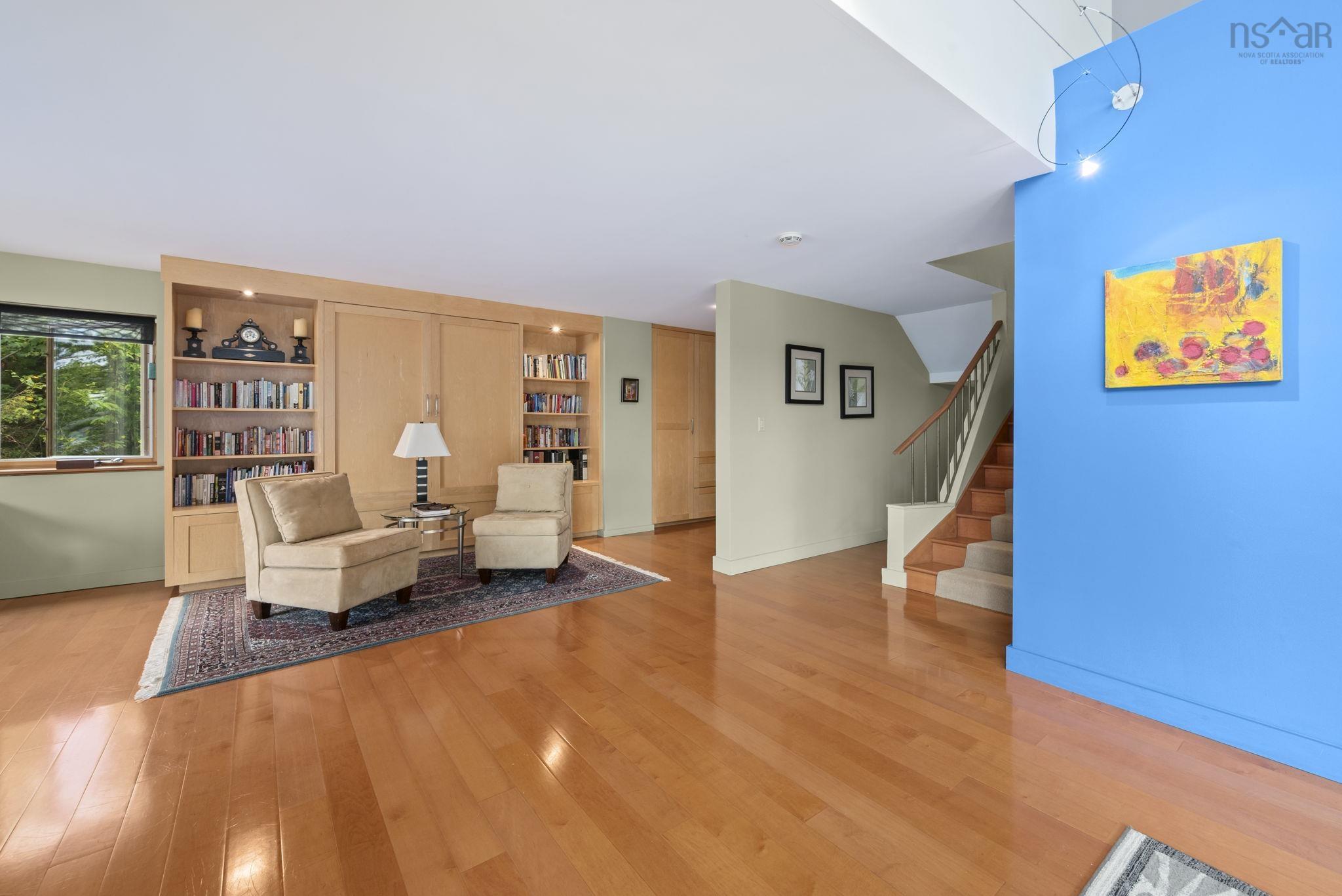 $1,250,000.00: 49 Fairway Grove, Dartmouth