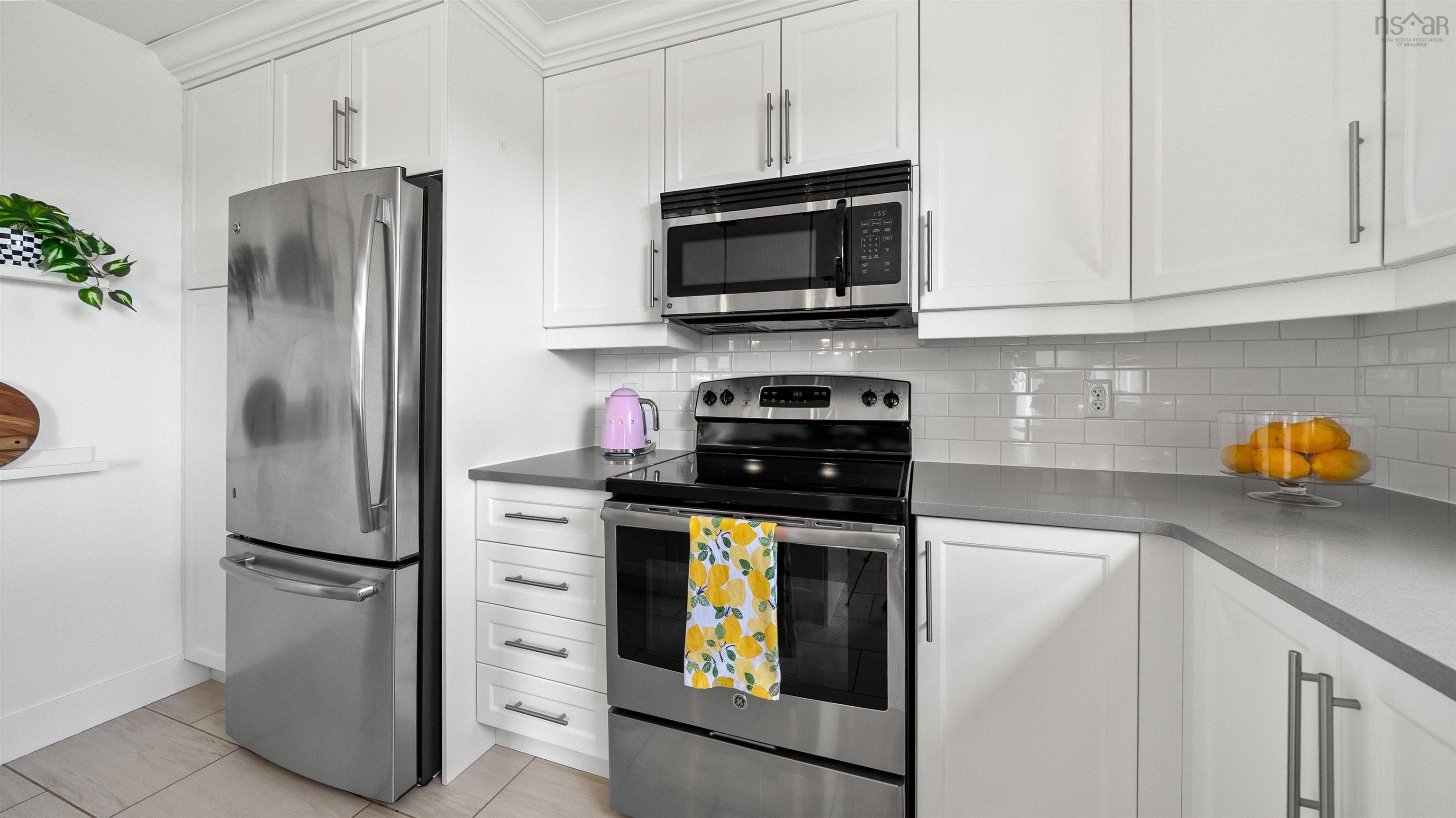 $610,000.00: 226 Mica Crescent, Halifax