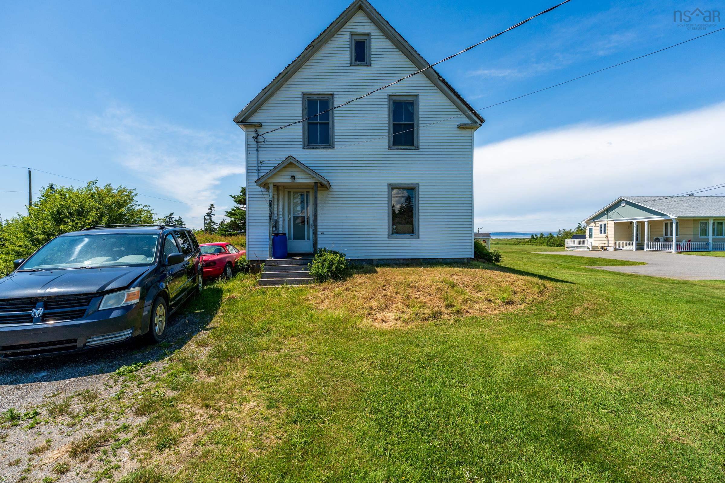 $79,000.00: 2337 Highway 1, Grosses Coques