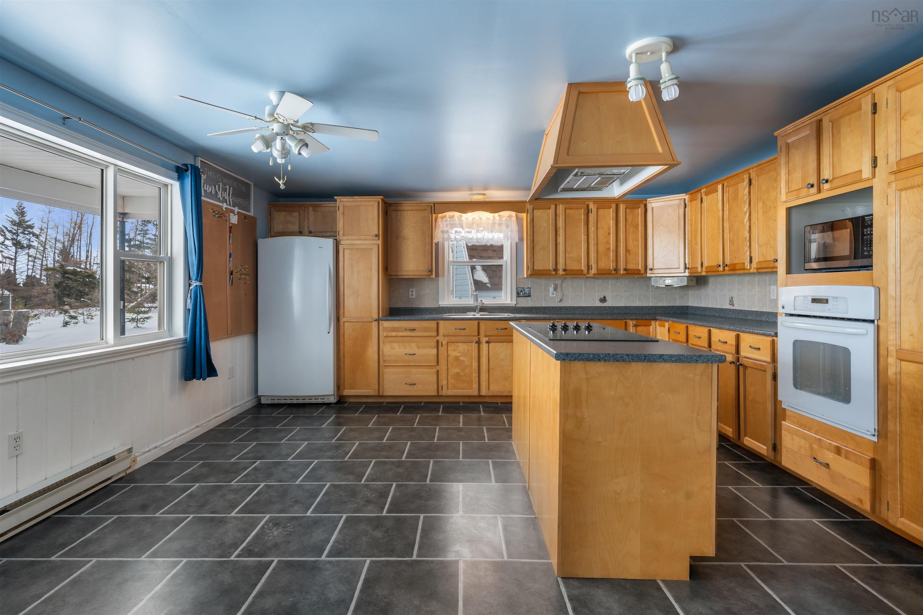 $449,900.00: 59 West Toney Drive, Seafoam