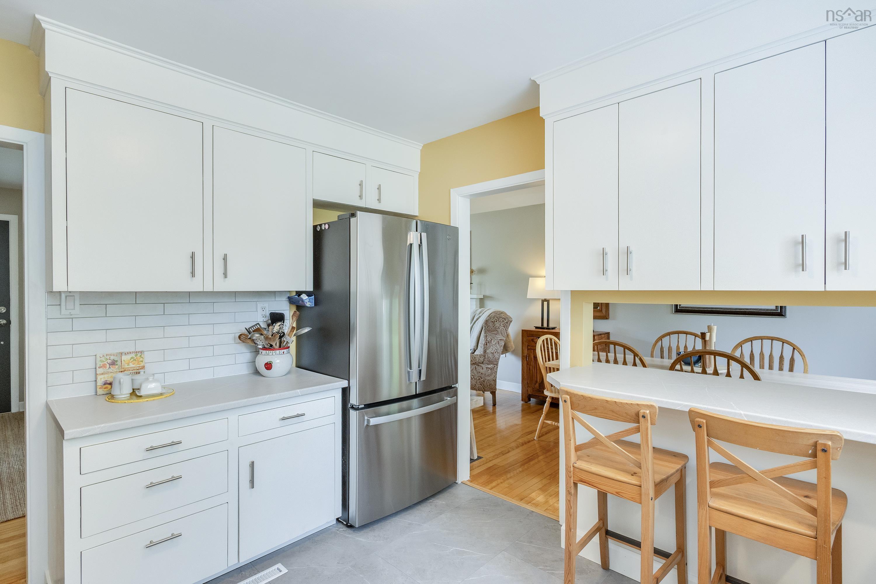 $495,000.00: 2261 North Avenue, Canning