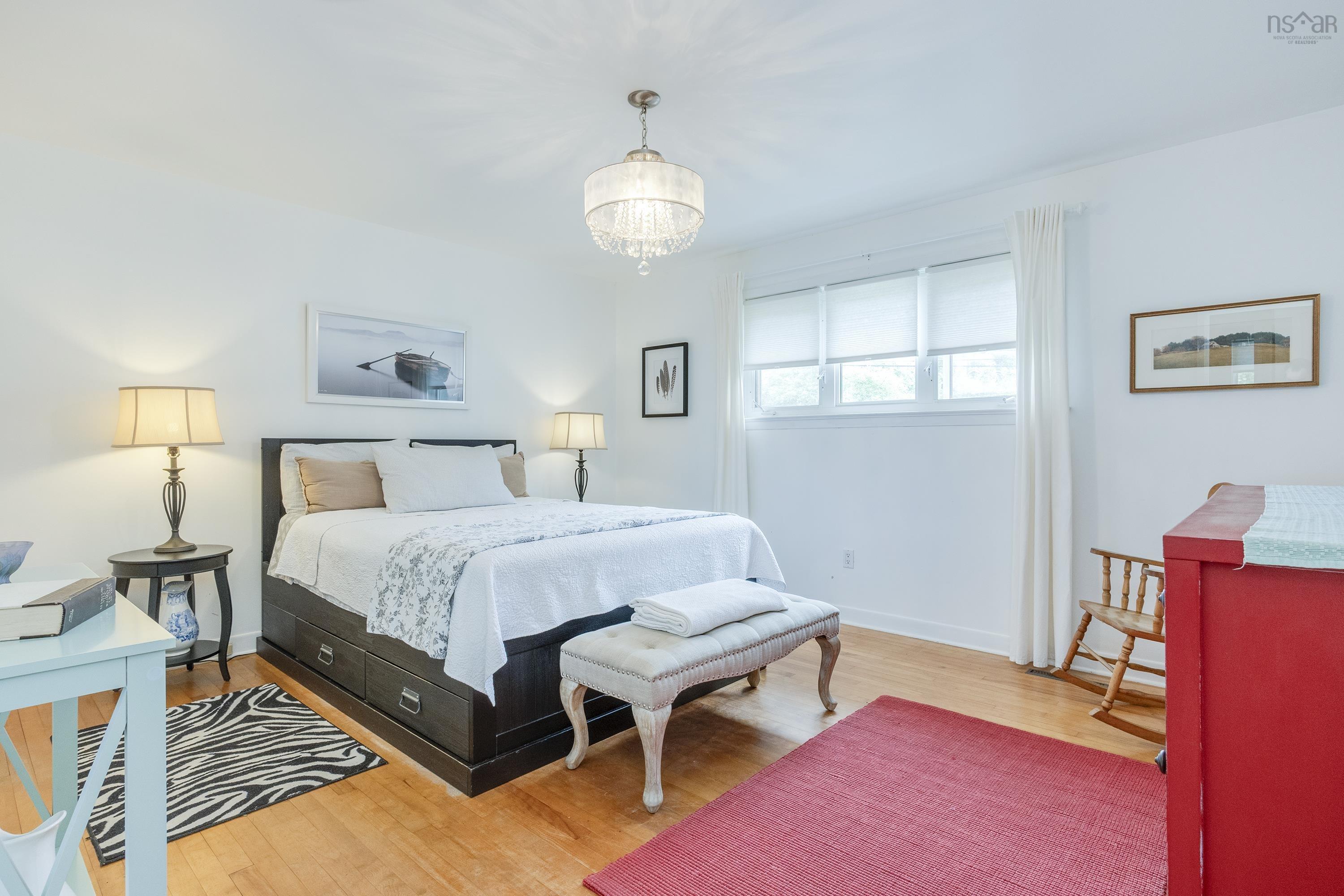 $495,000.00: 2261 North Avenue, Canning