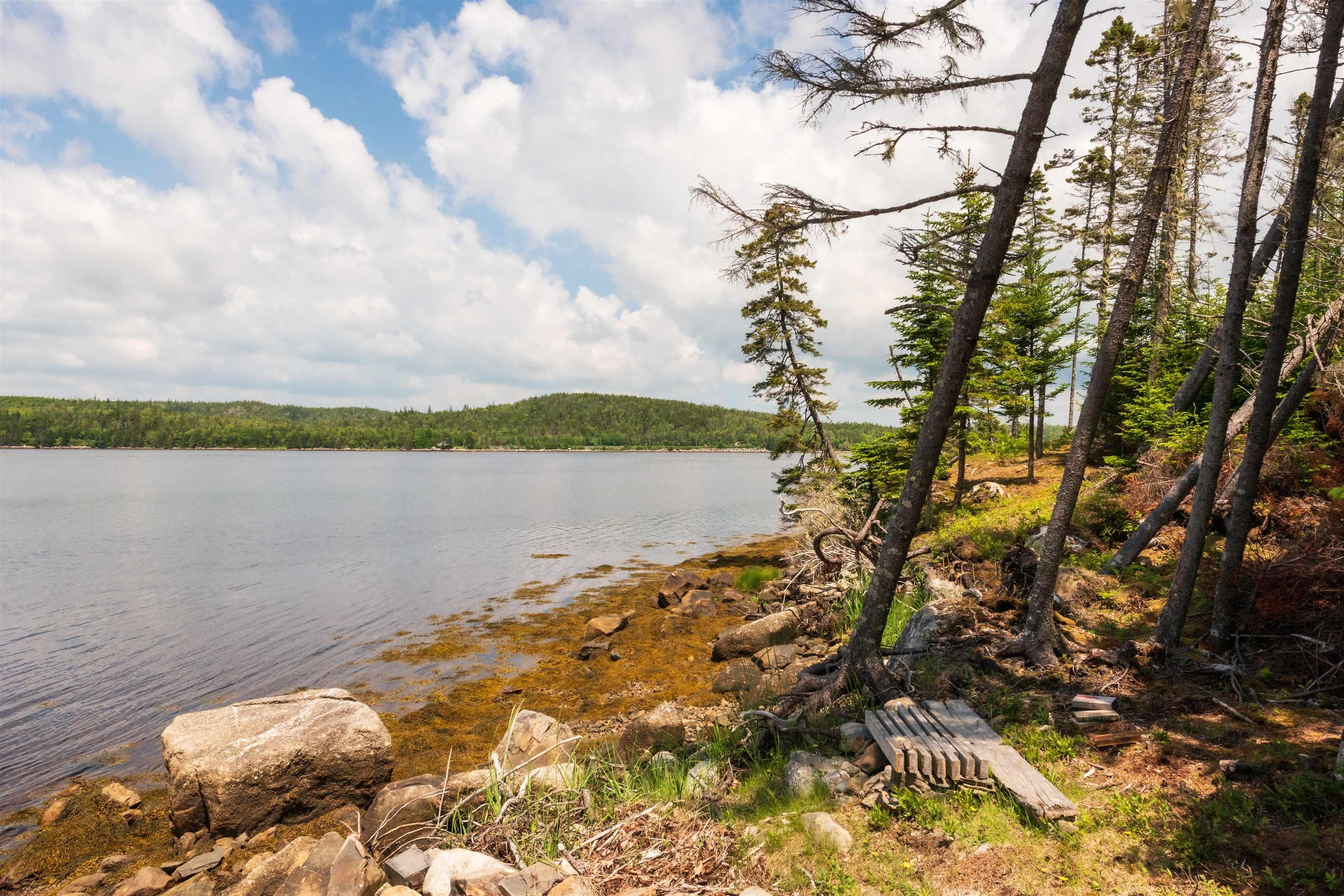 $799,900.00: 527 West Ship Harbour Road, Ship Harbour