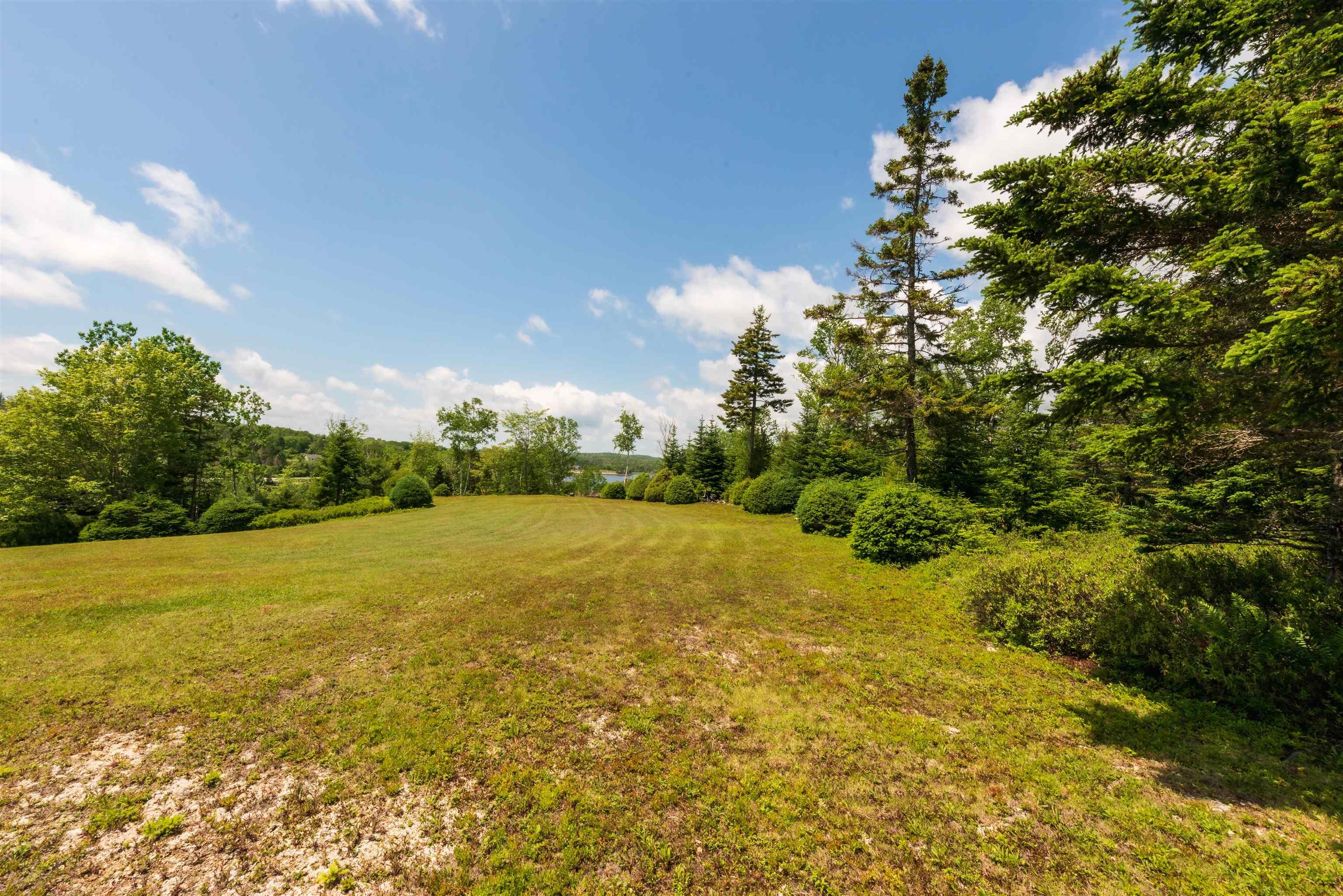 $799,900.00: 527 West Ship Harbour Road, Ship Harbour