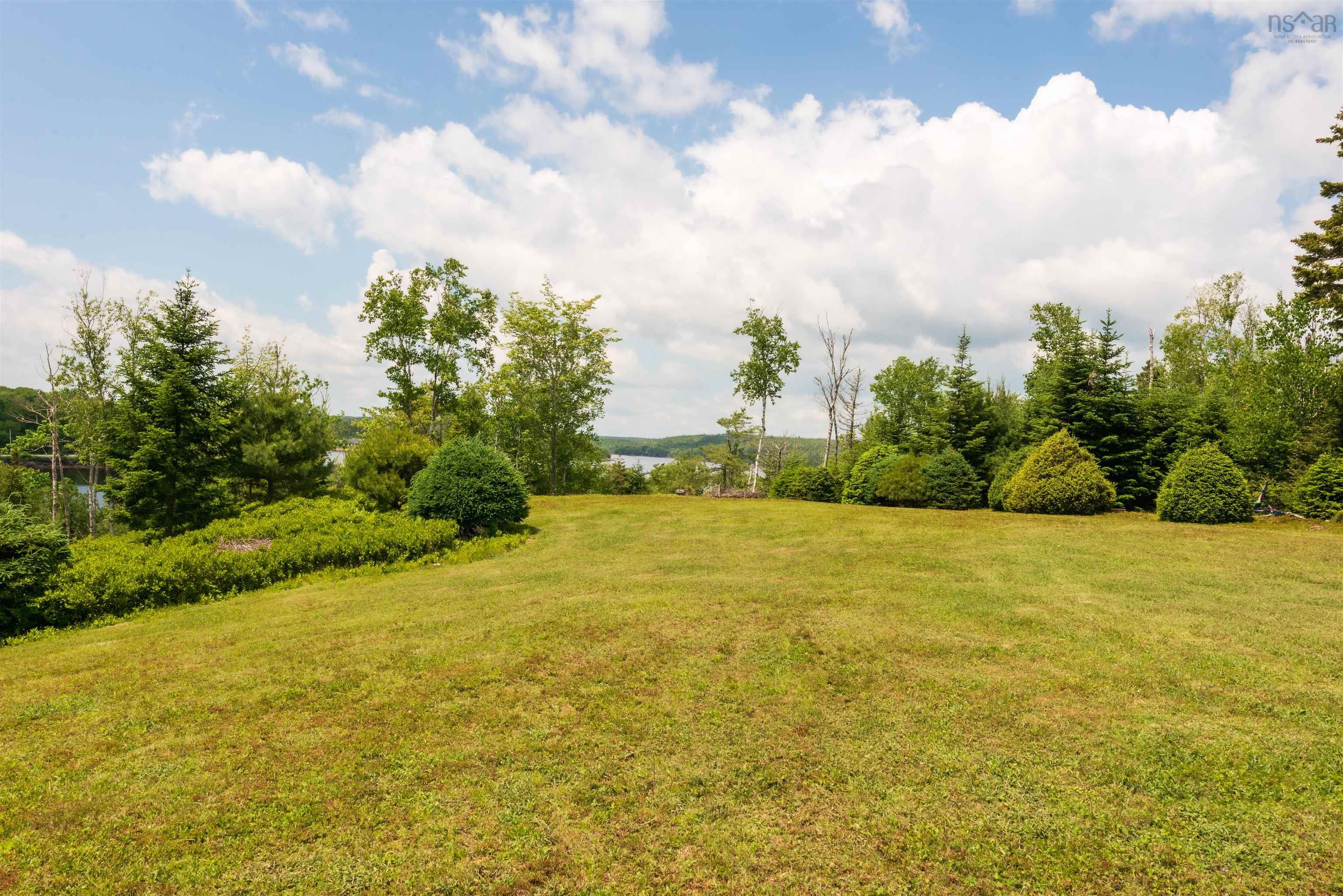$799,900.00: 527 West Ship Harbour Road, Ship Harbour