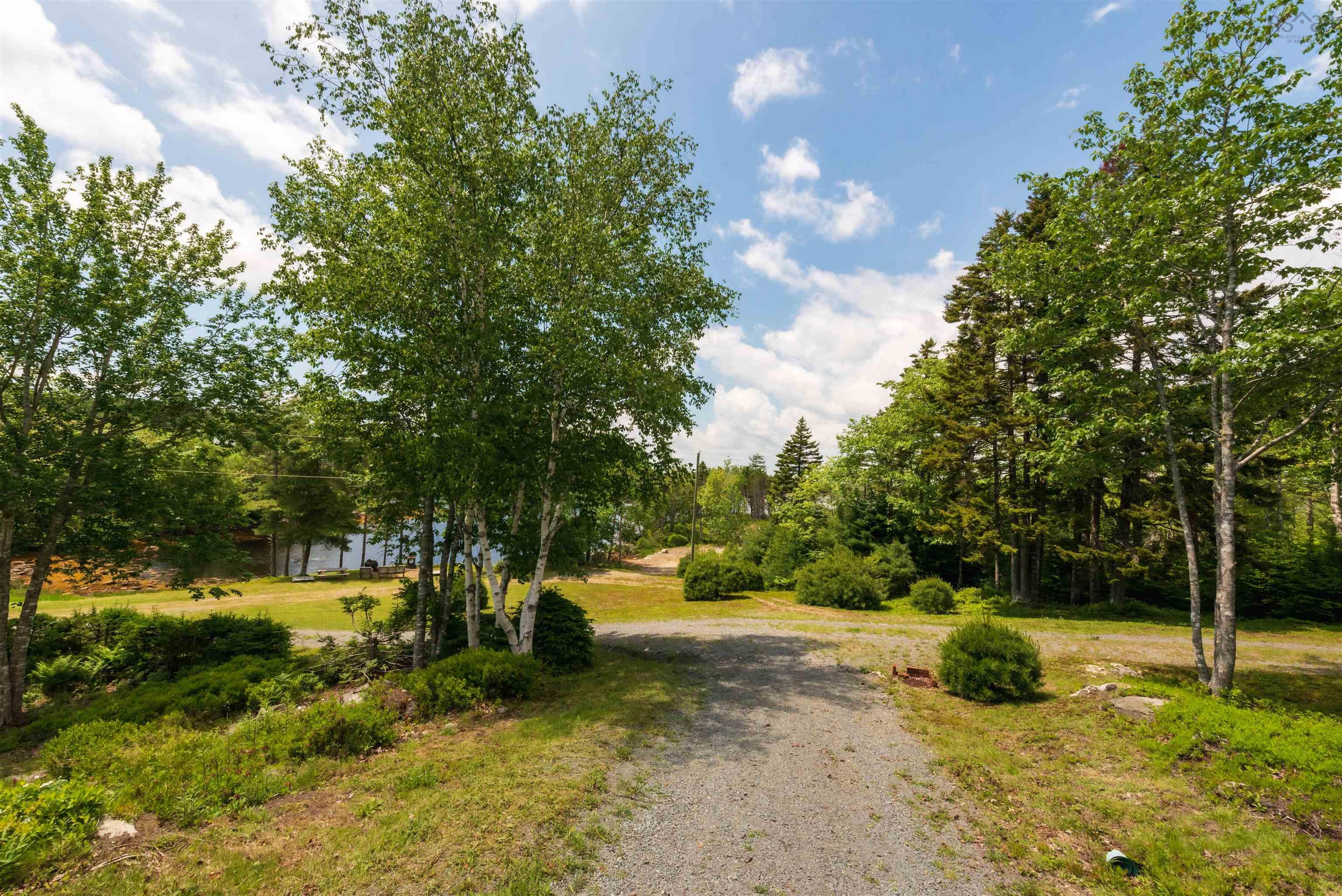 $799,900.00: 527 West Ship Harbour Road, Ship Harbour