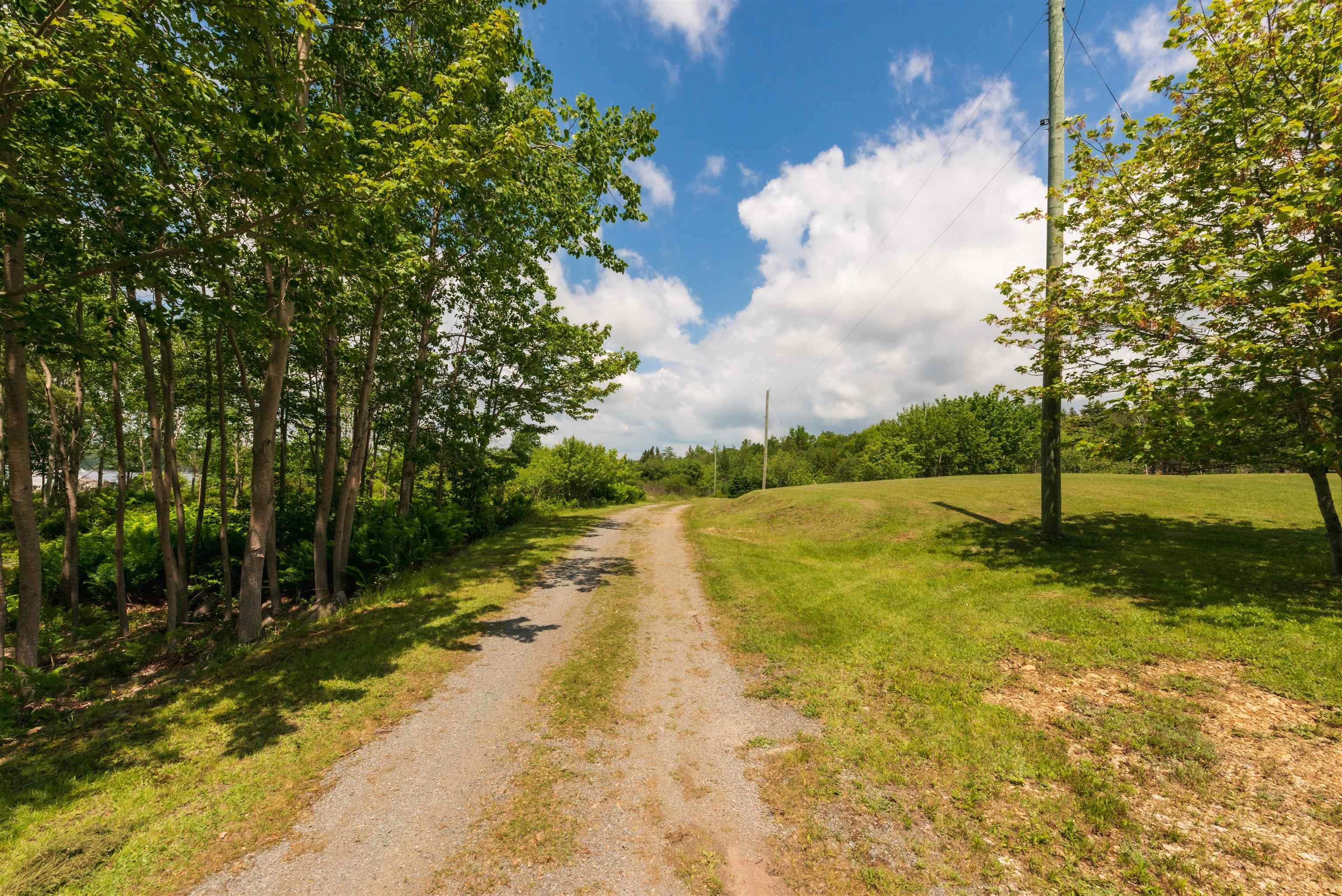 $799,900.00: 527 West Ship Harbour Road, Ship Harbour