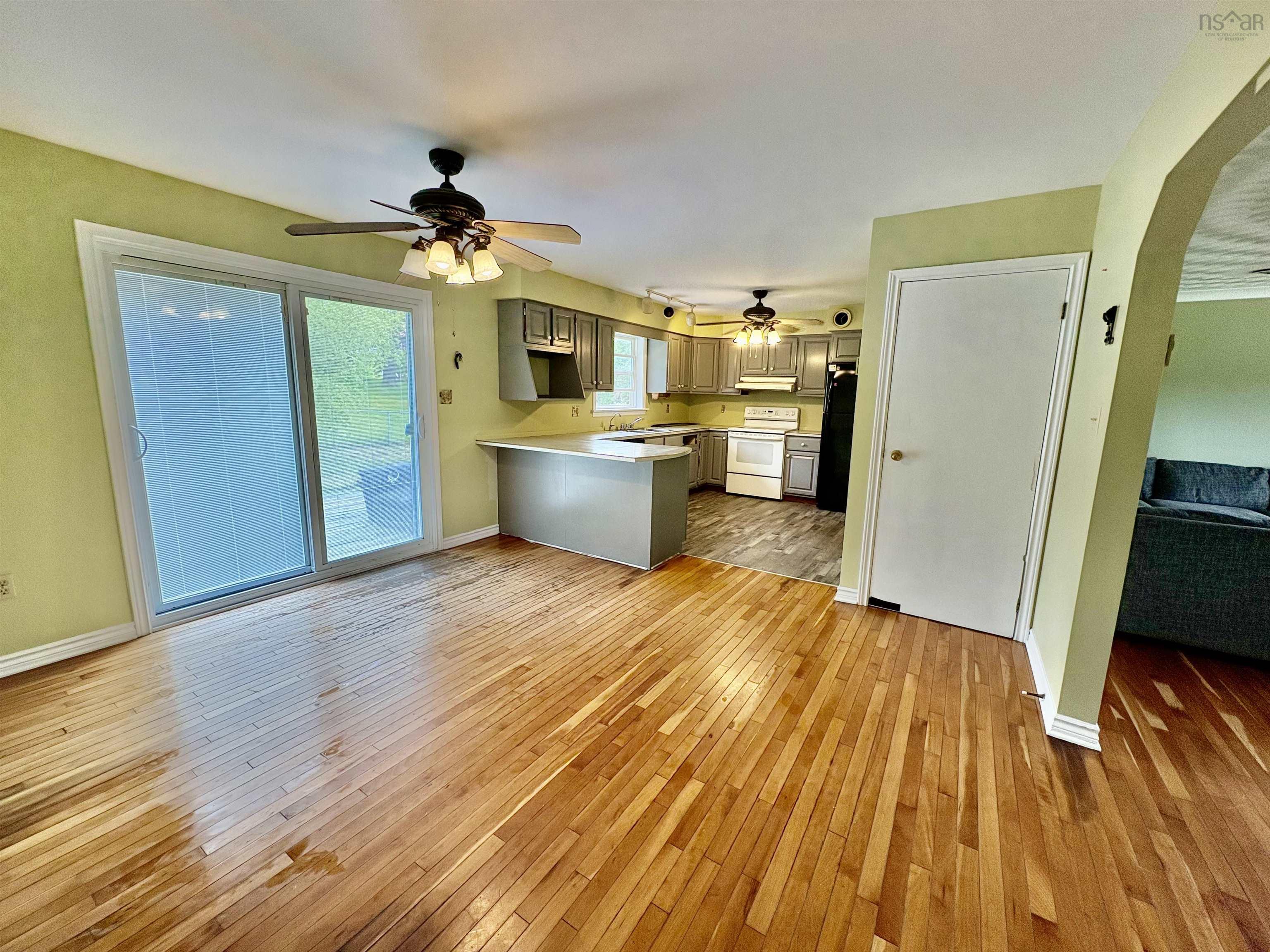 1 Whites Lake Avenue, Whites Lake, NS (MLS 202616314)