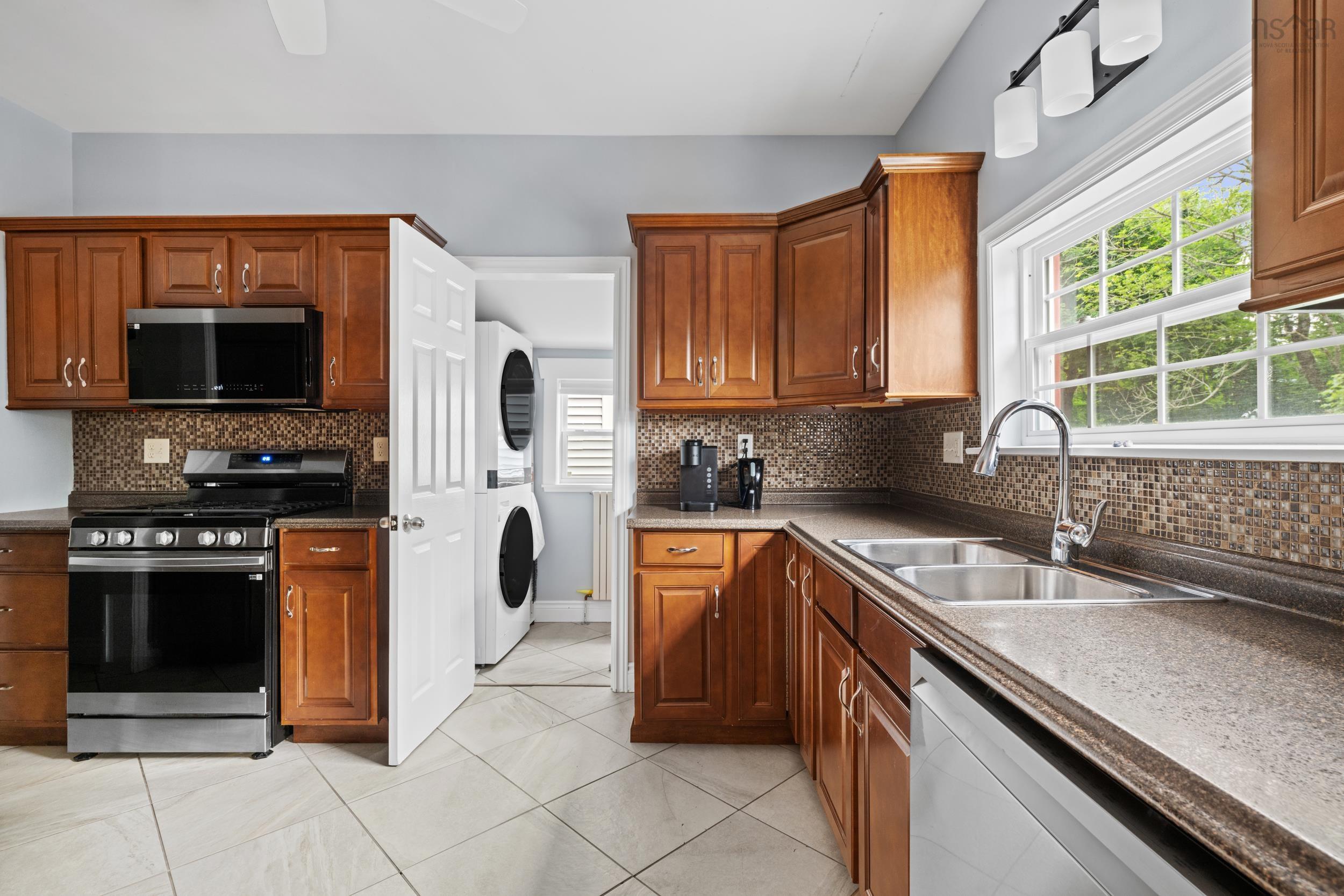 15 George Street, Dartmouth, NS (MLS 202616320)
