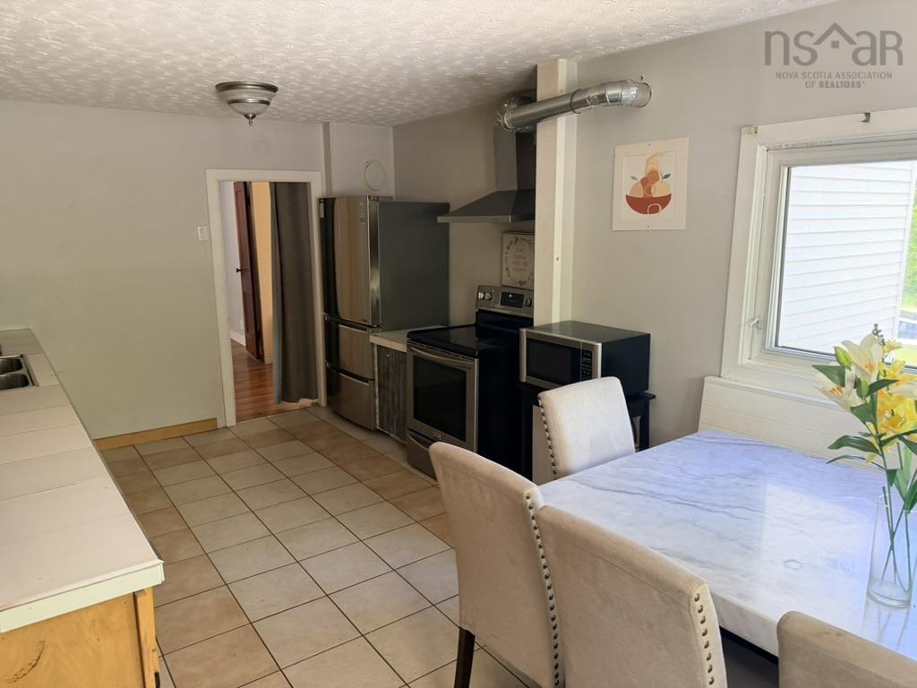 1697 St. Margaret's Bay Road, Timberlea, NS (MLS 202616325)