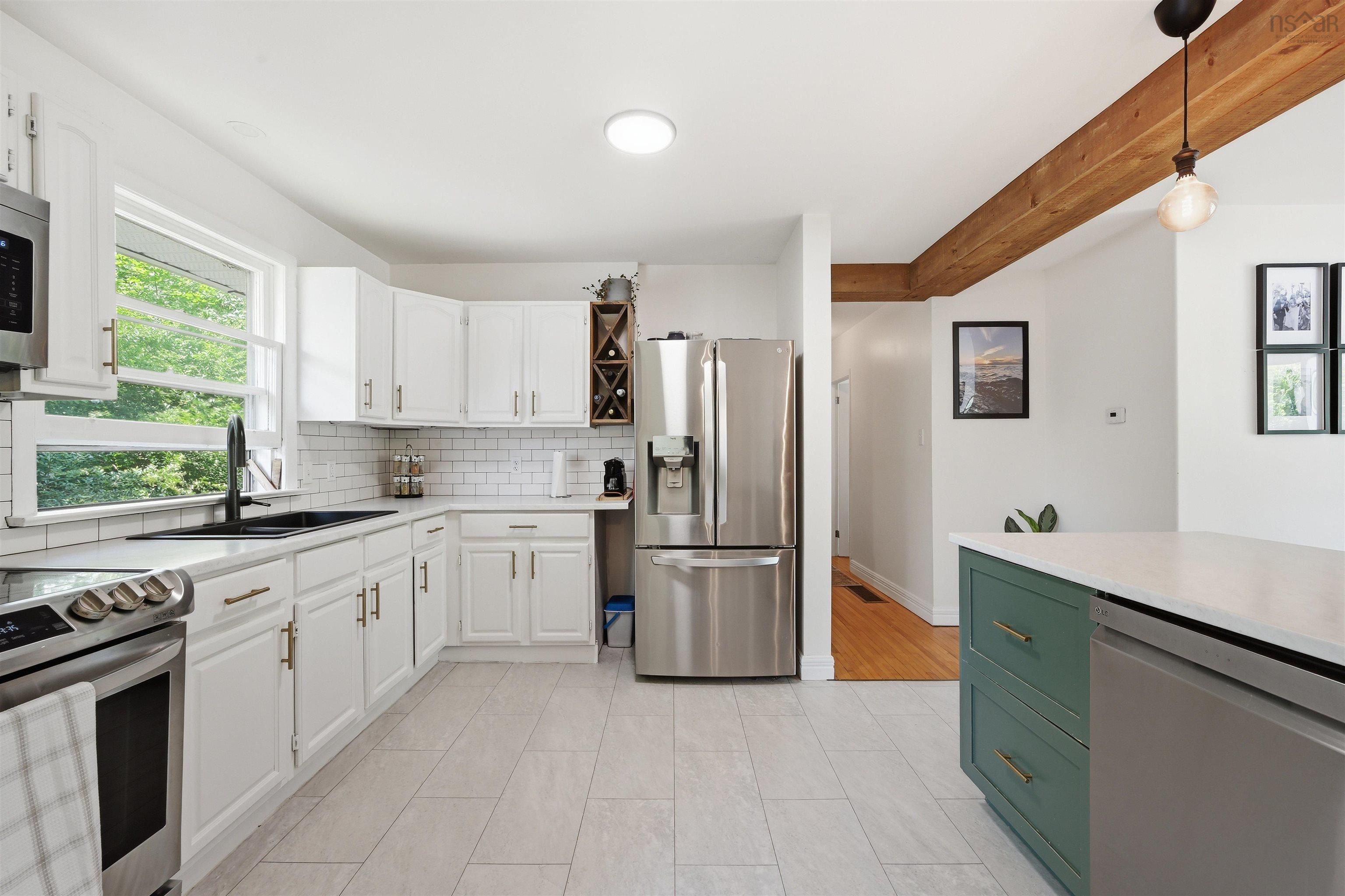 21 Lewis Drive, Bedford, NS (MLS 202616369)