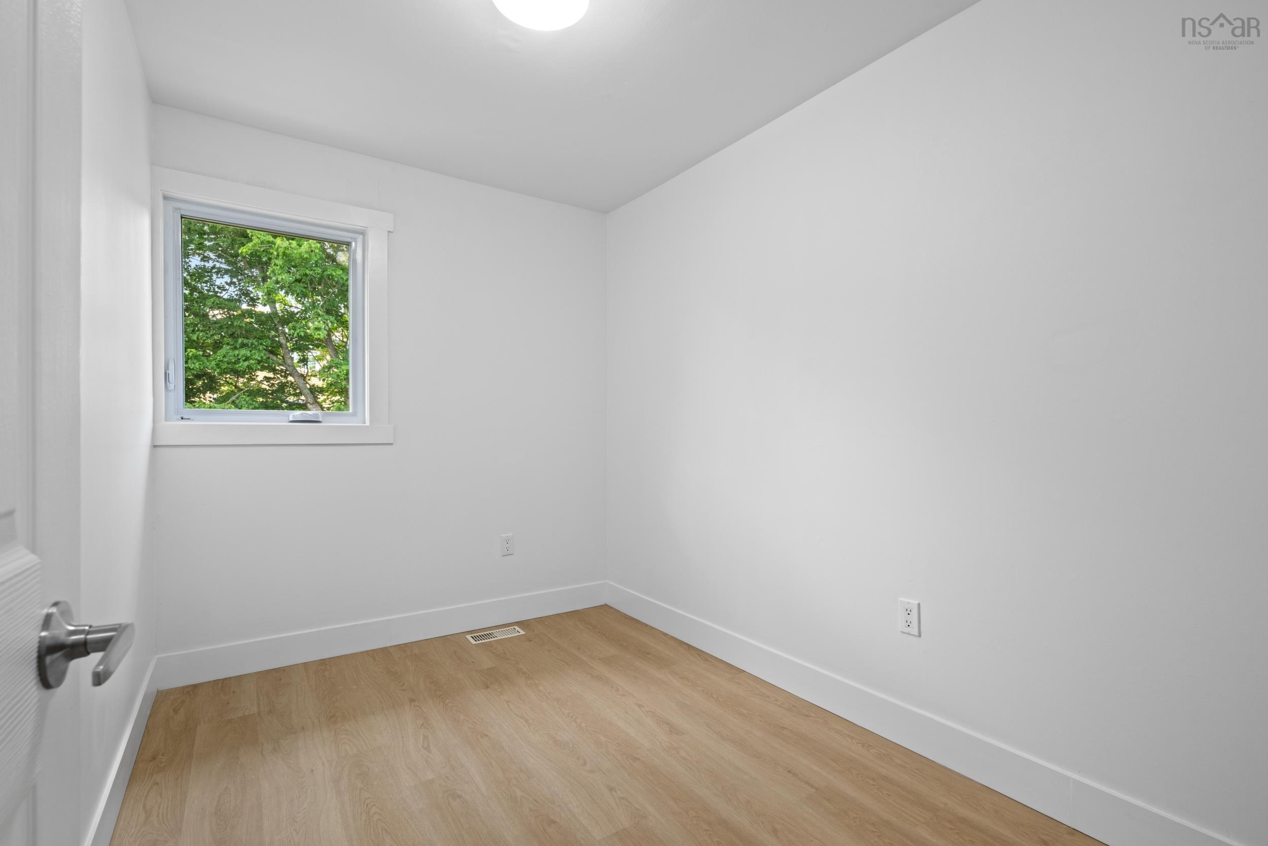 16-16a Ruben Court, Dartmouth, NS (MLS 202616401)