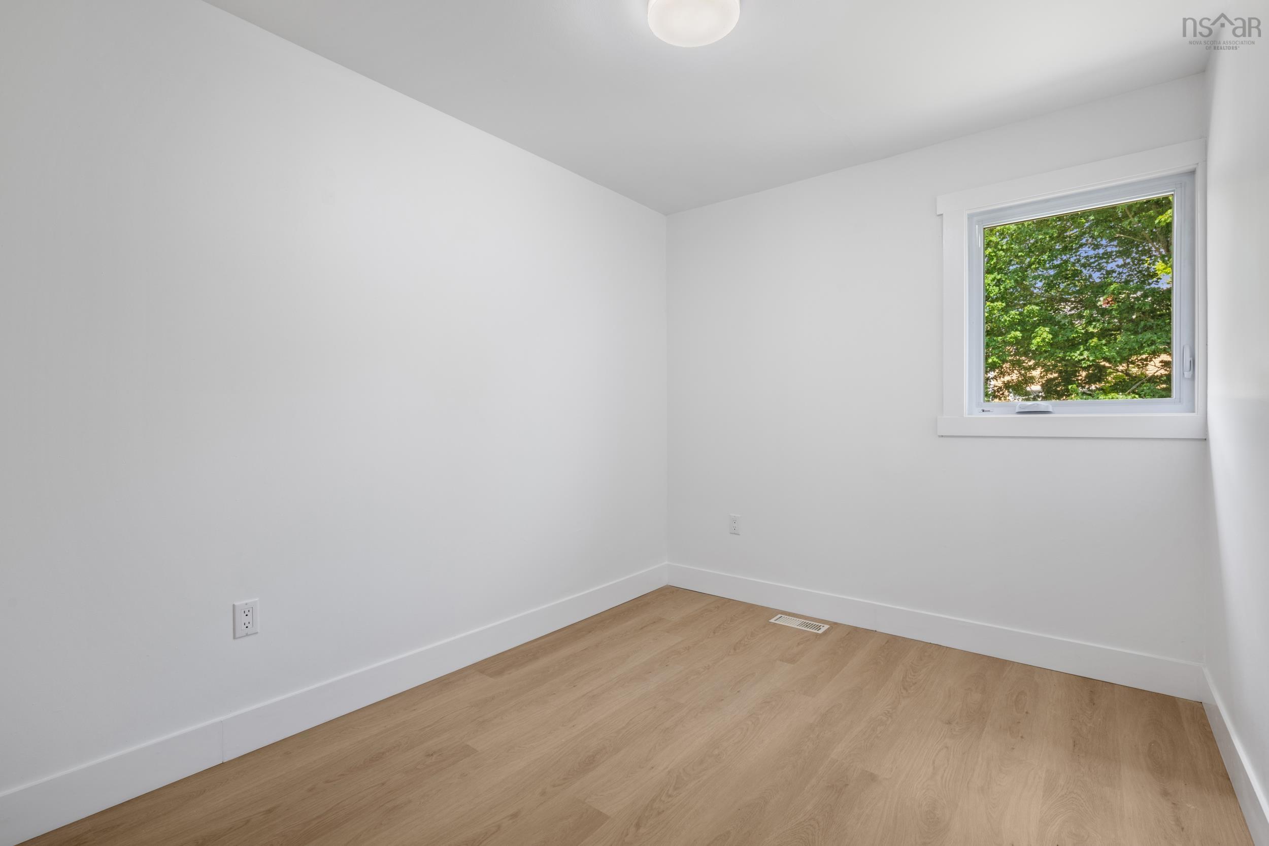16-16a Ruben Court, Dartmouth, NS (MLS 202616401)