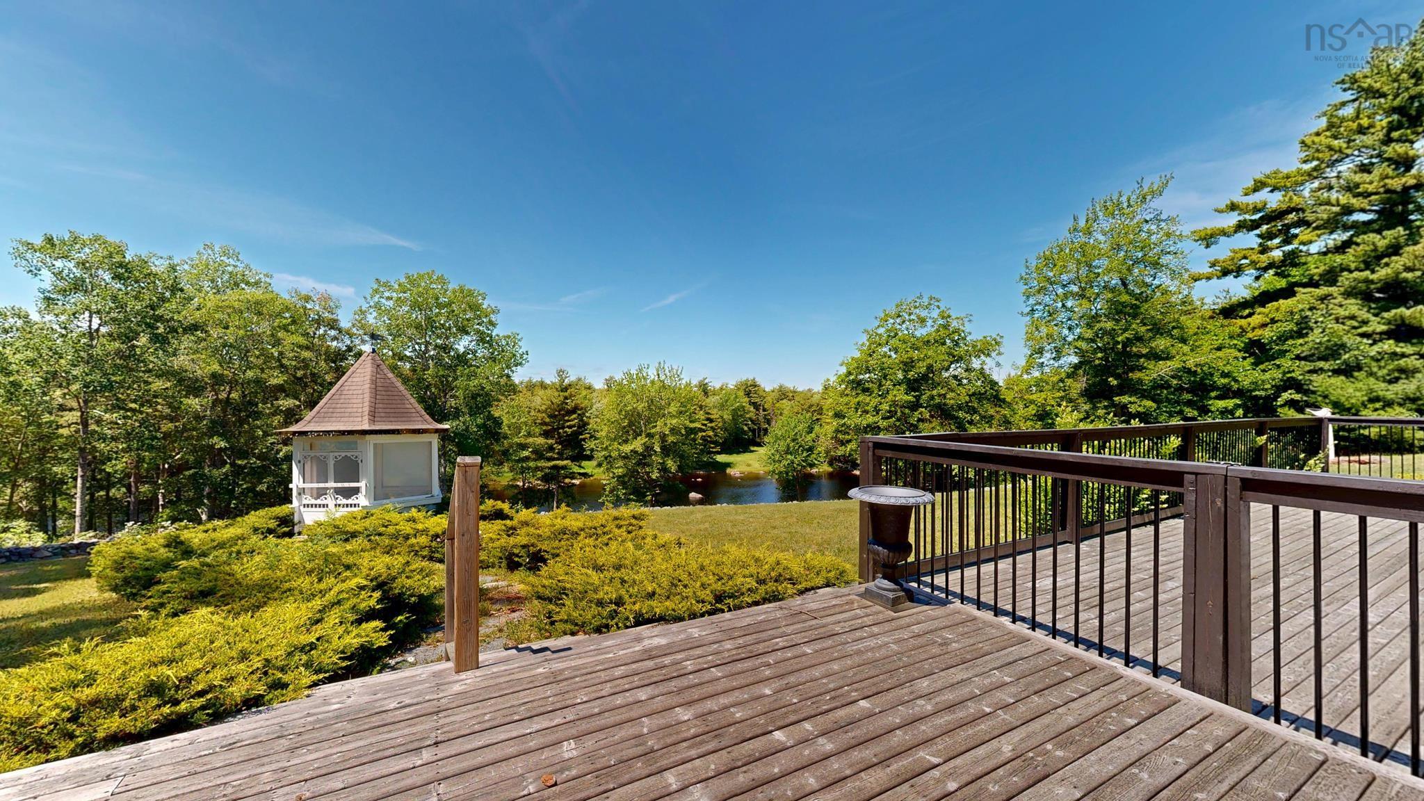 $739,000.00: 217 Mill Village East Road, Mill Village