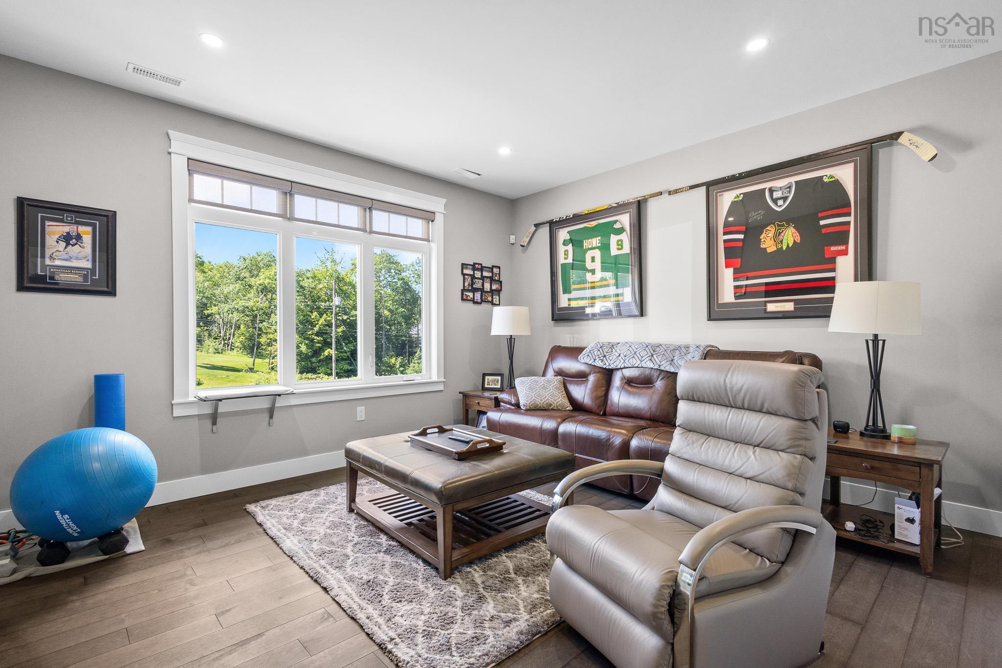 $969,000.00: 485 Calderwood Drive, Wellington