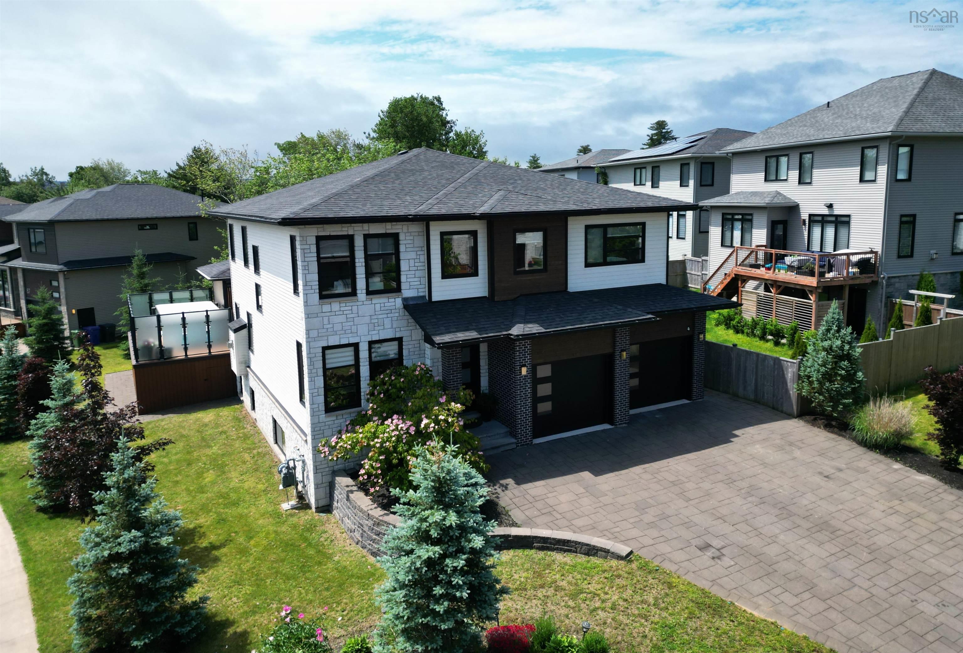 4 Crownridge Drive, Bedford, NS (MLS 202616473)