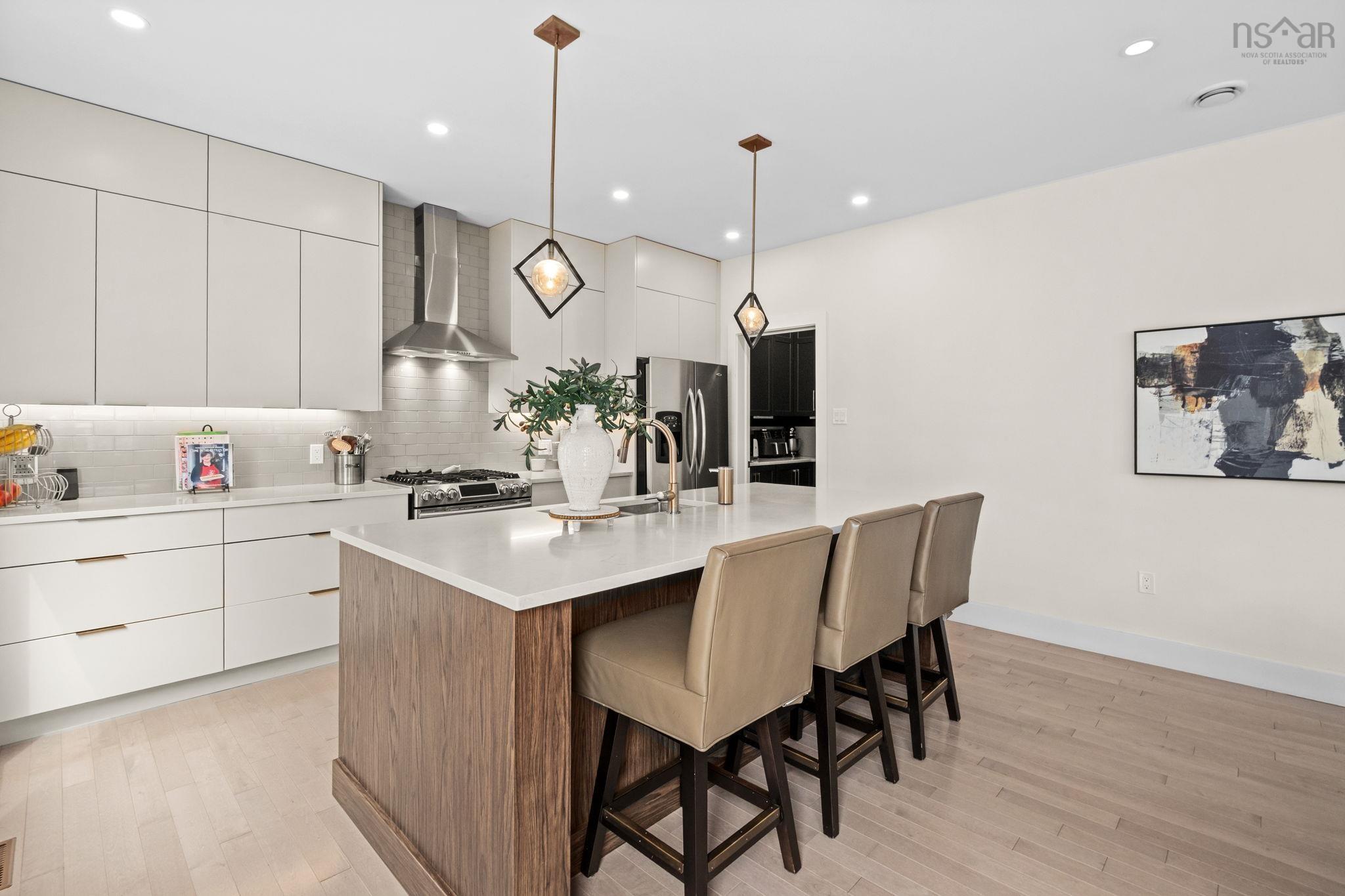 4 Crownridge Drive, Bedford, NS (MLS 202616473)