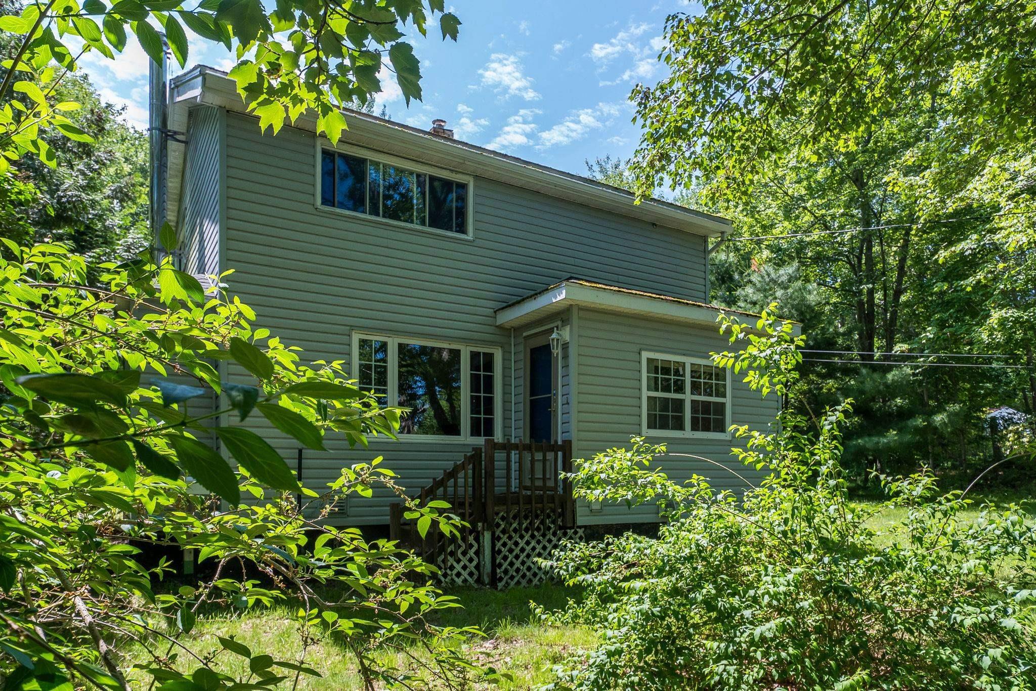 $449,900.00: 161 Lakeview Road, Lakeview