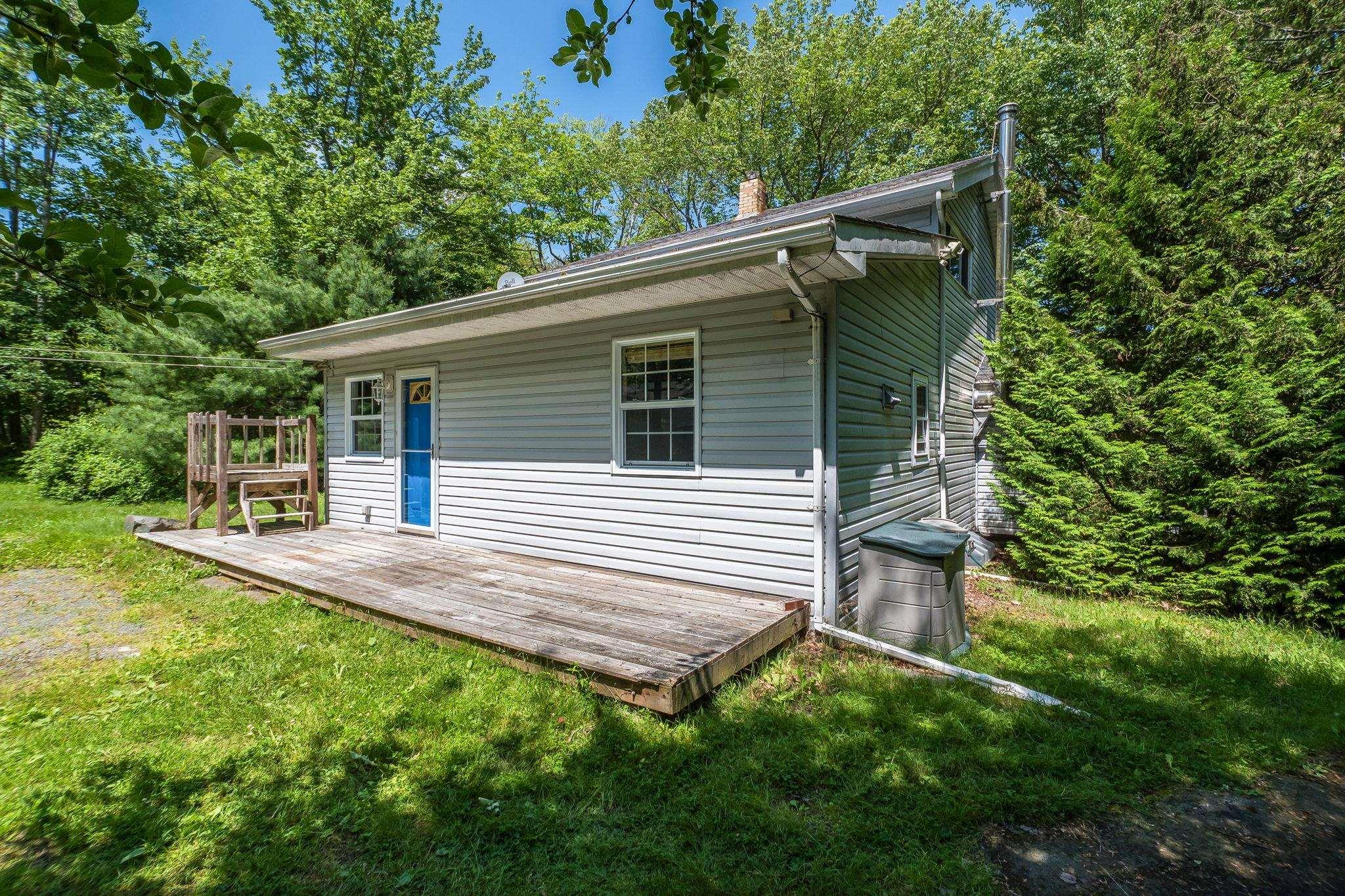 $449,900.00: 161 Lakeview Road, Lakeview