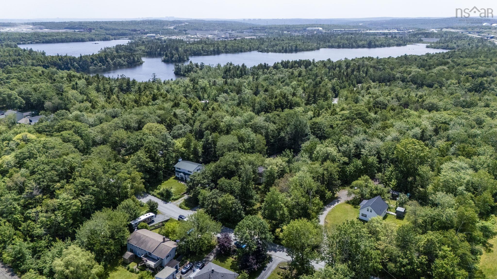 $449,900.00: 161 Lakeview Road, Lakeview