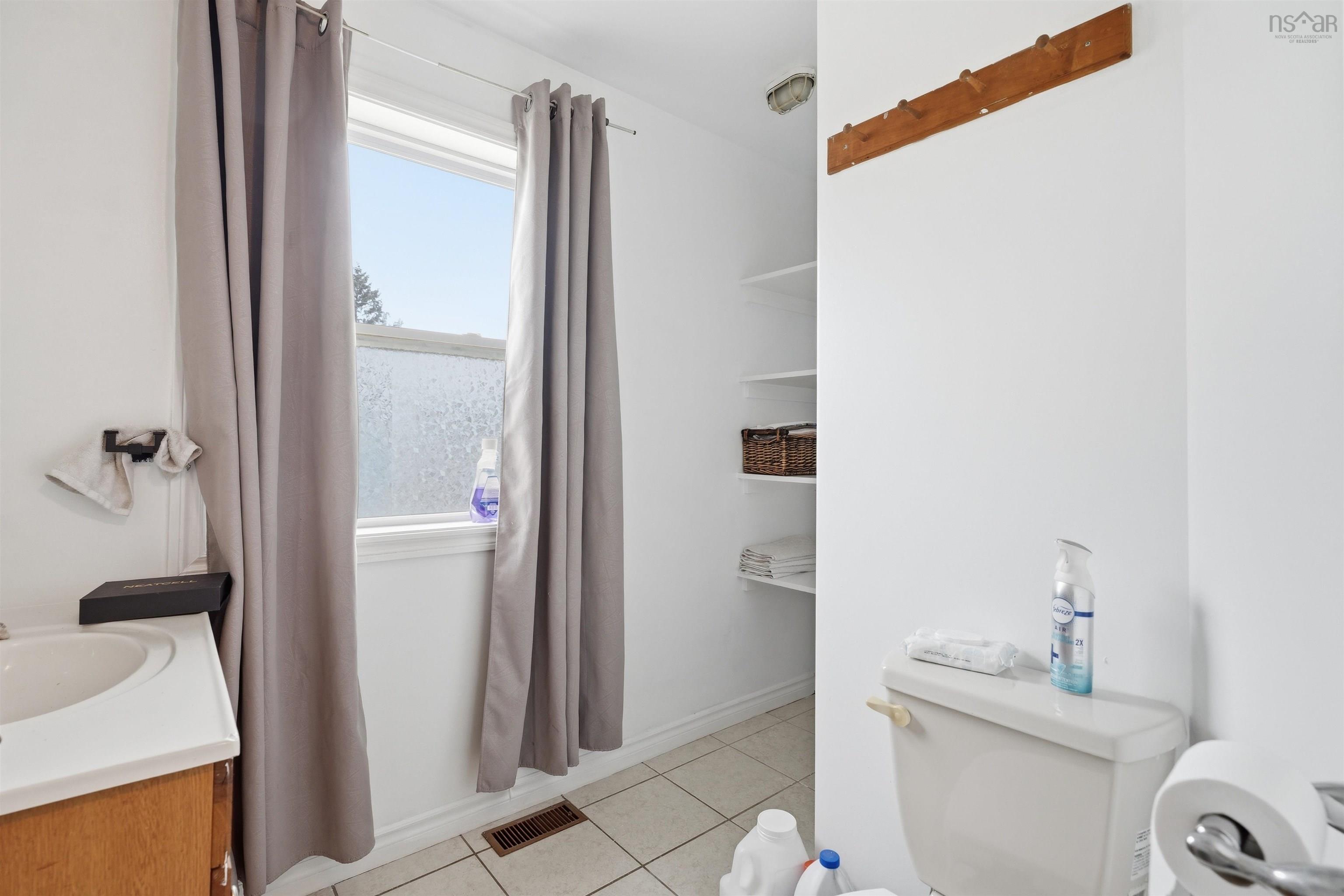 68 Albro Lake Road, Dartmouth, NS (MLS 202616491)