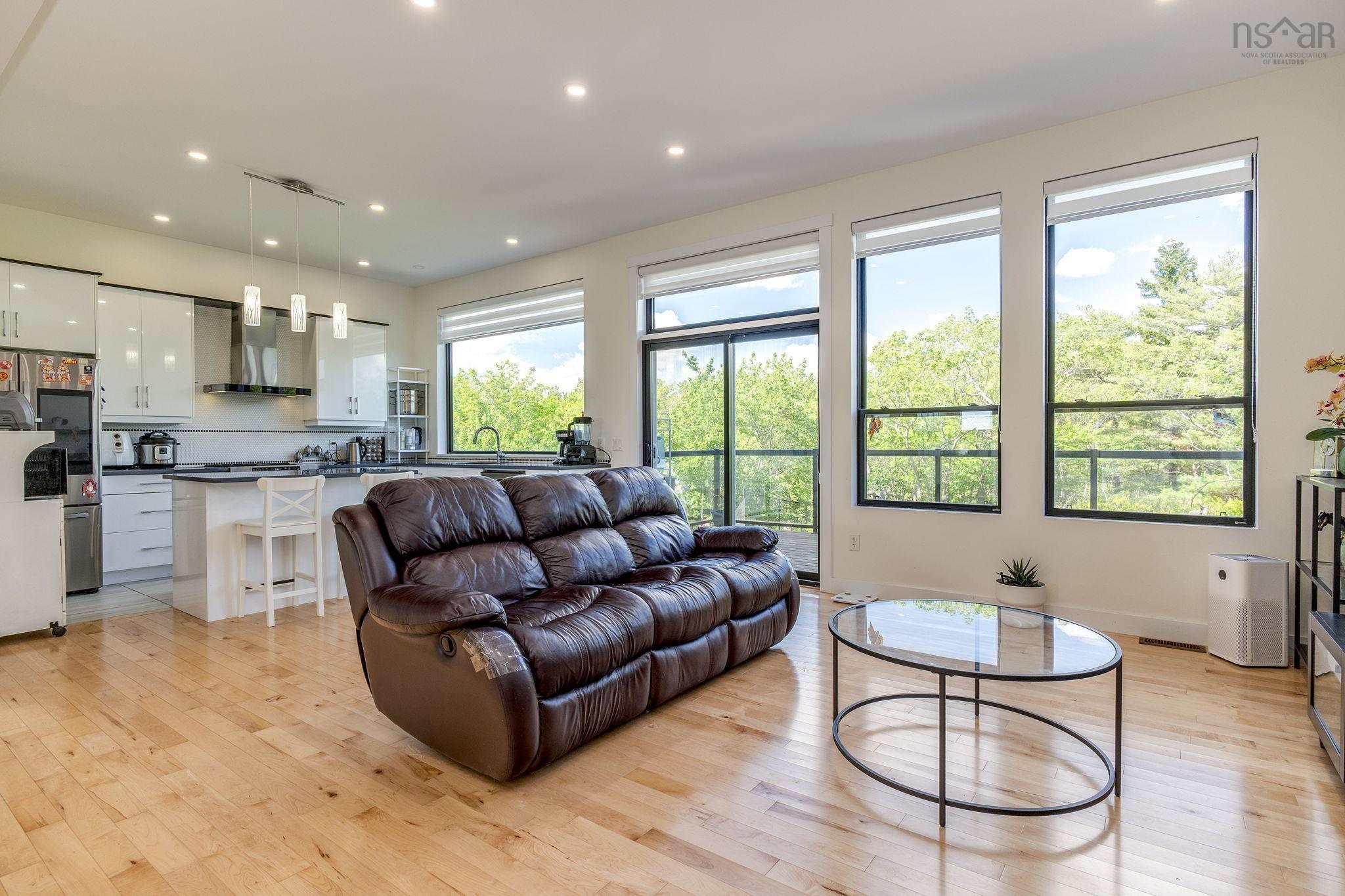 $865,000.00: 233 Transom Drive, Halifax
