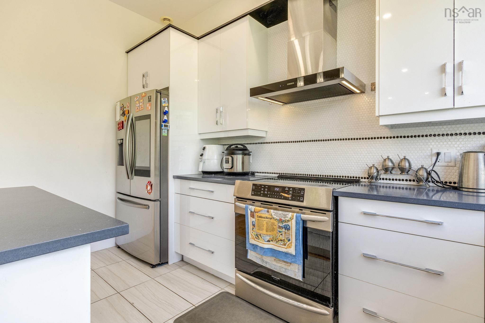 $865,000.00: 233 Transom Drive, Halifax