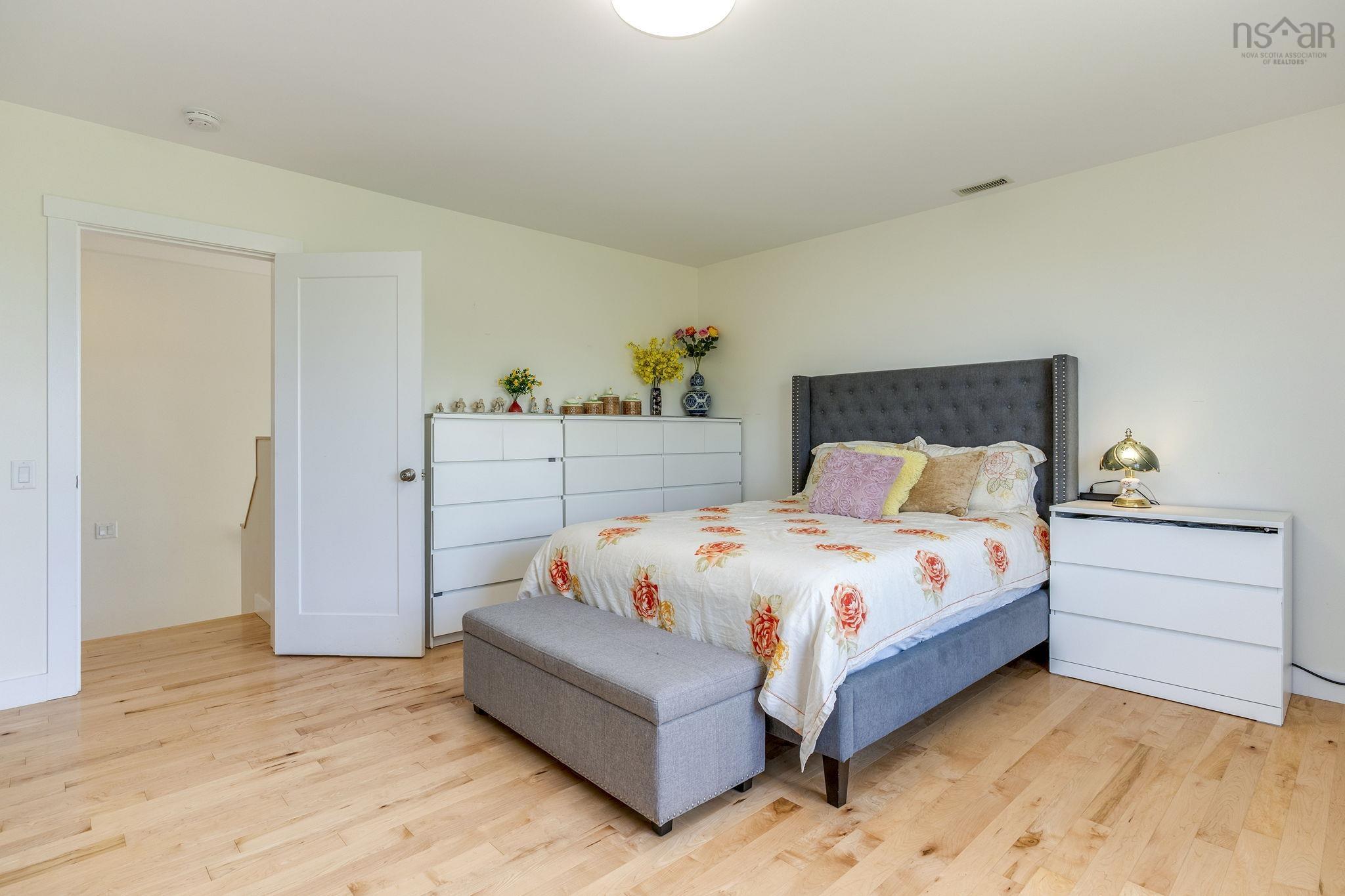 $865,000.00: 233 Transom Drive, Halifax
