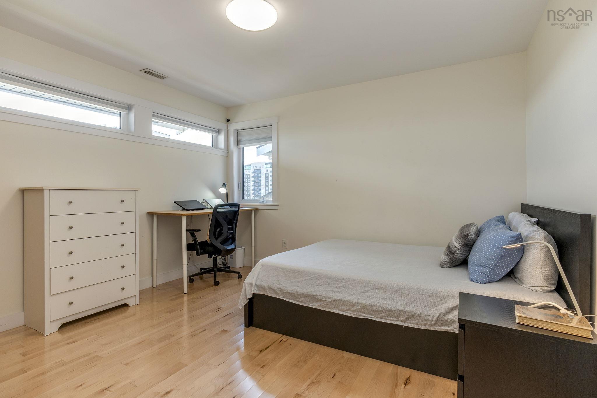 $865,000.00: 233 Transom Drive, Halifax