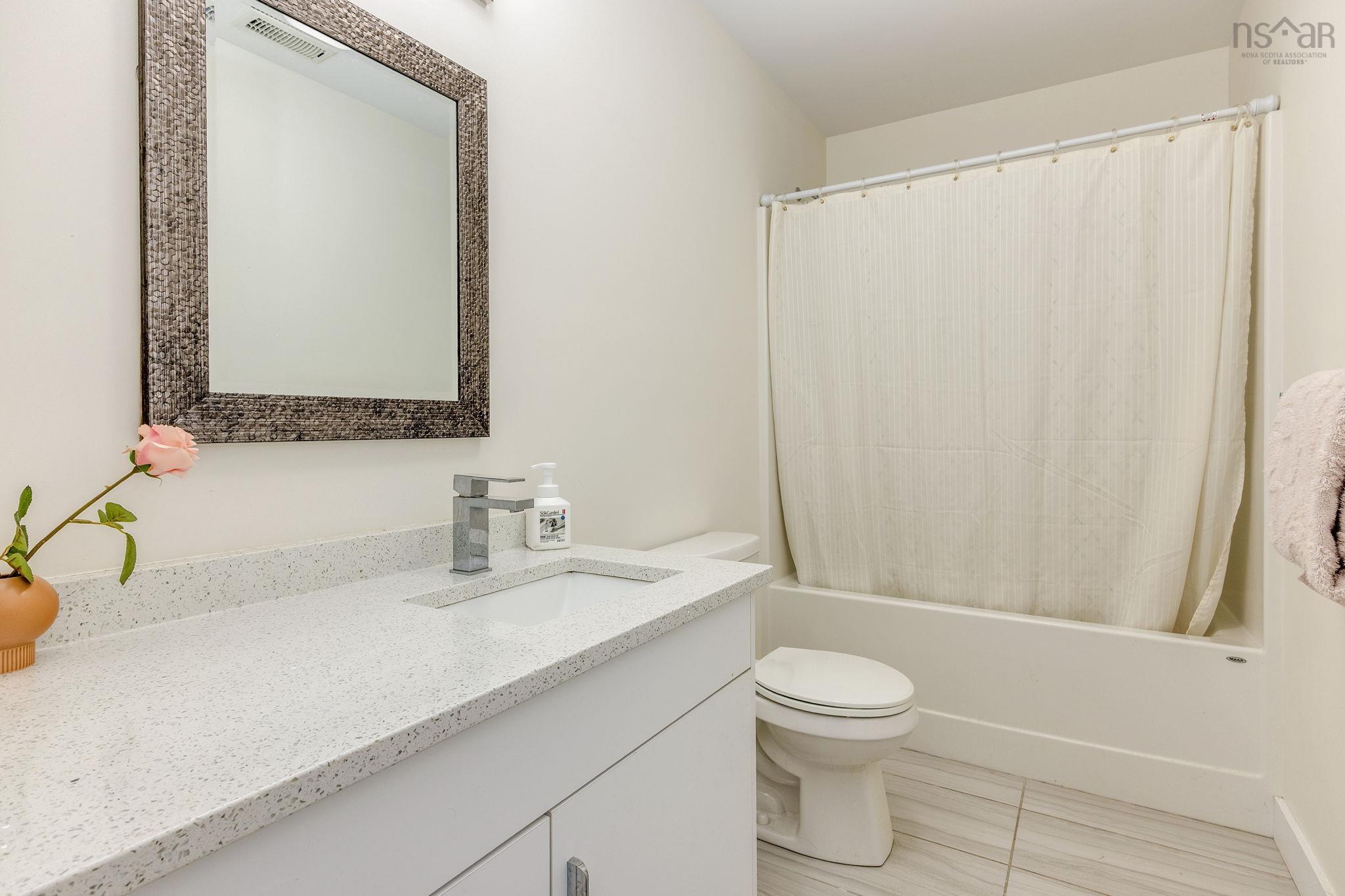 $865,000.00: 233 Transom Drive, Halifax