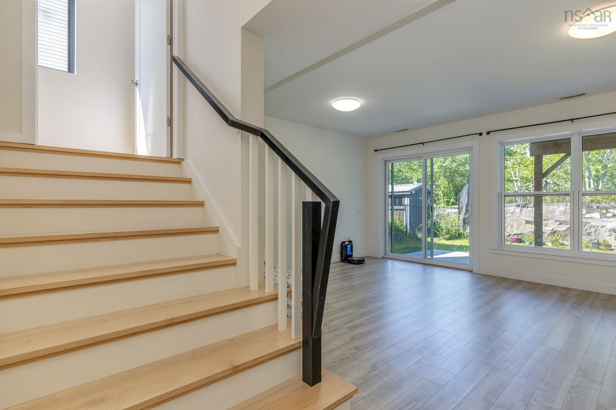 $865,000.00: 233 Transom Drive, Halifax