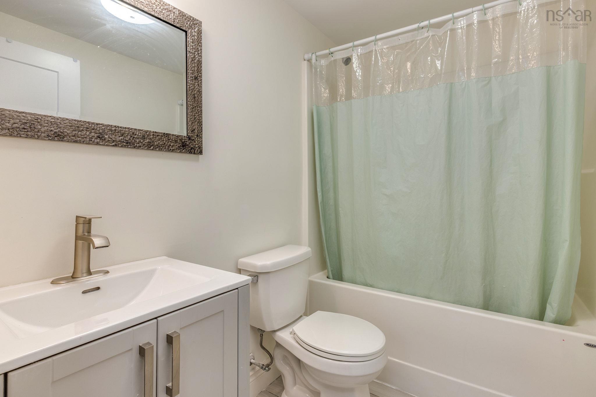 $865,000.00: 233 Transom Drive, Halifax