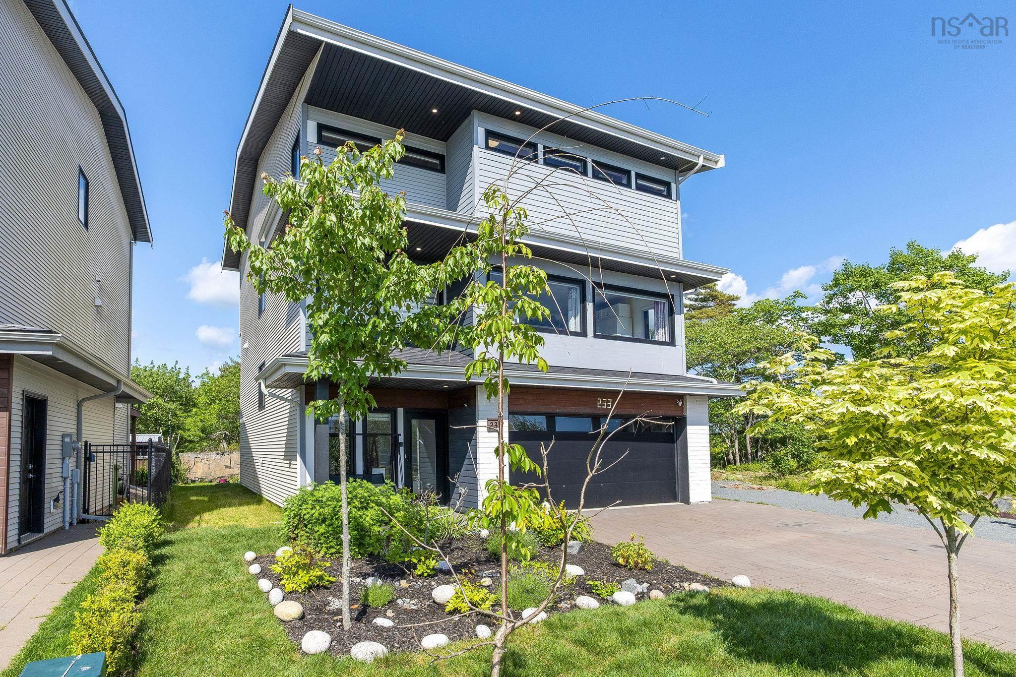 $865,000.00: 233 Transom Drive, Halifax