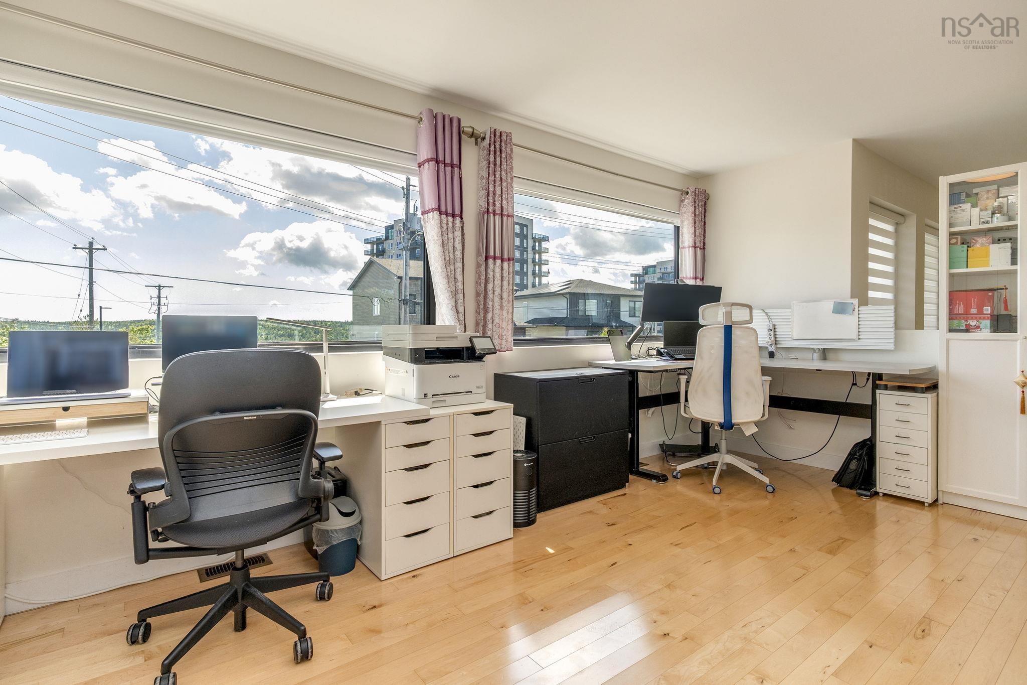 $865,000.00: 233 Transom Drive, Halifax