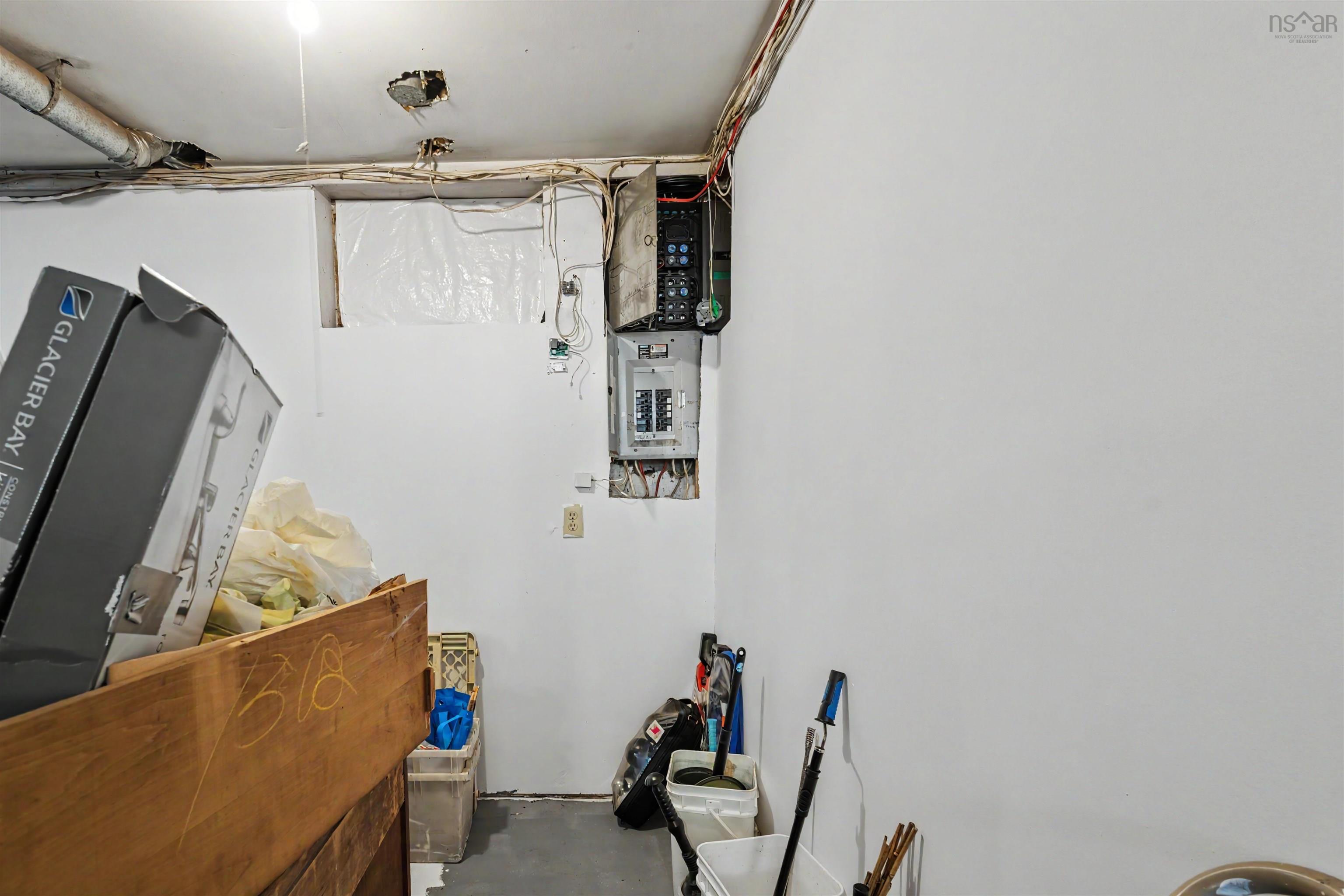 $225,000.00: 383 Kings Road, Dominion