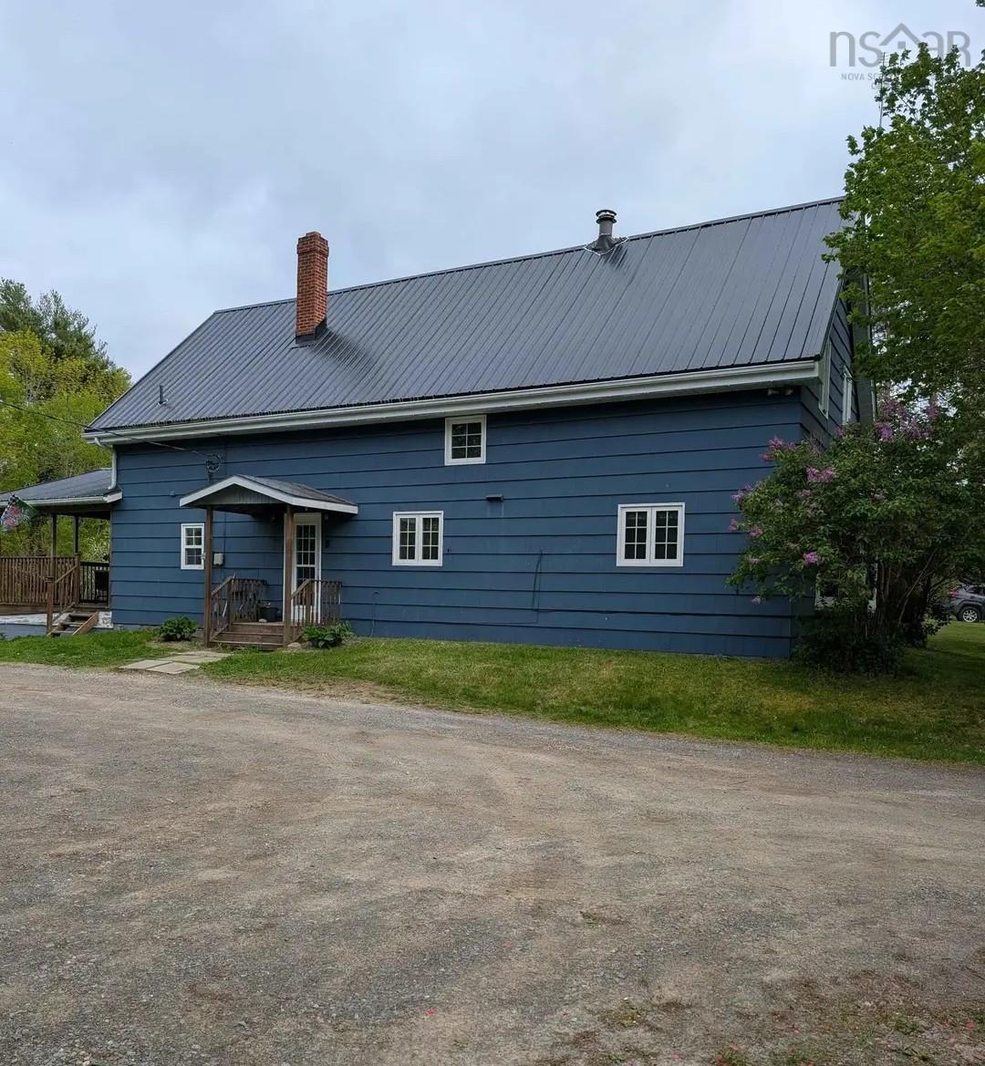 $340,000.00: 8178 Nova Scotia Trunk 8, South Brookfield